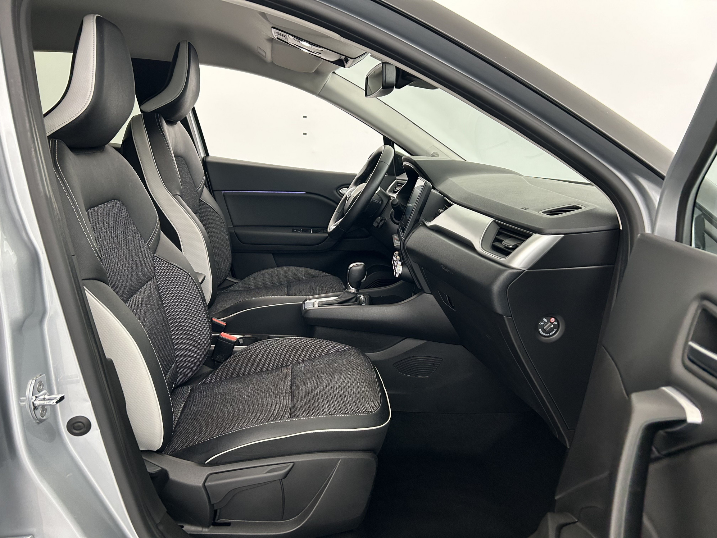 Vente en ligne Renault Captur  E-Tech 145 - 21 au prix de 18 690 €