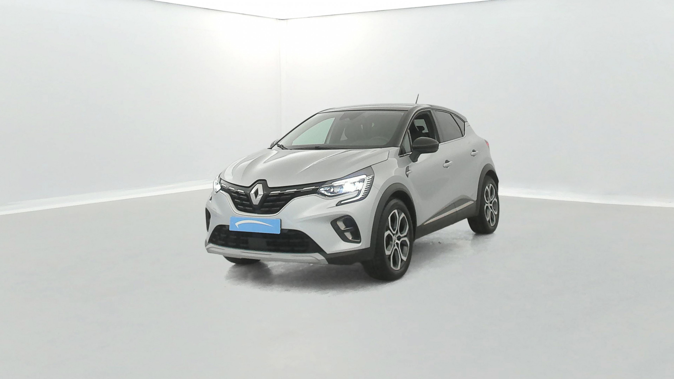Renault Captur  E-Tech 145 - 21 occasion de 2022 en vente à Vannes