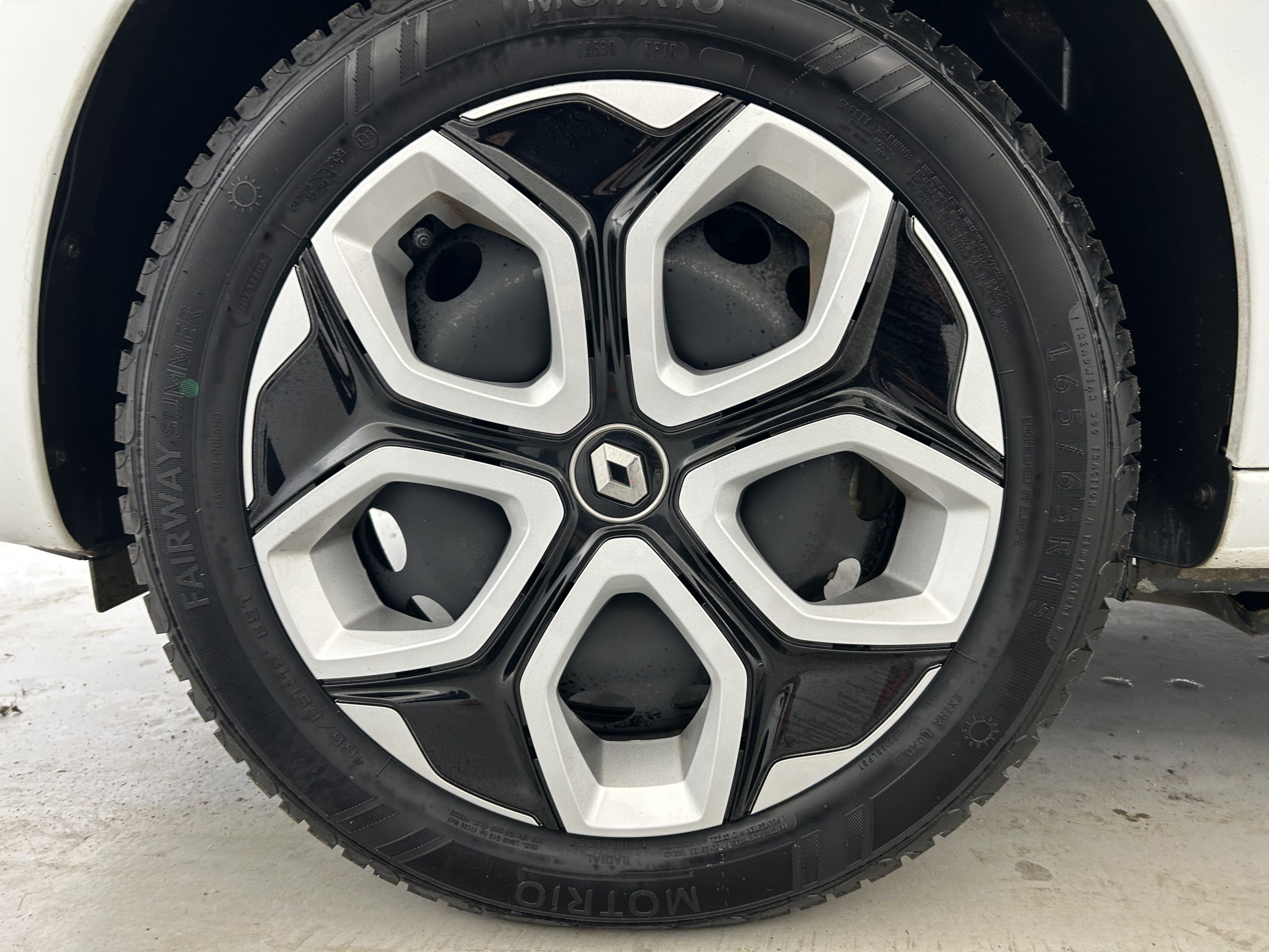 Vente en ligne Renault Twingo Electrique Twingo III E-Tech au prix de 11 290 €