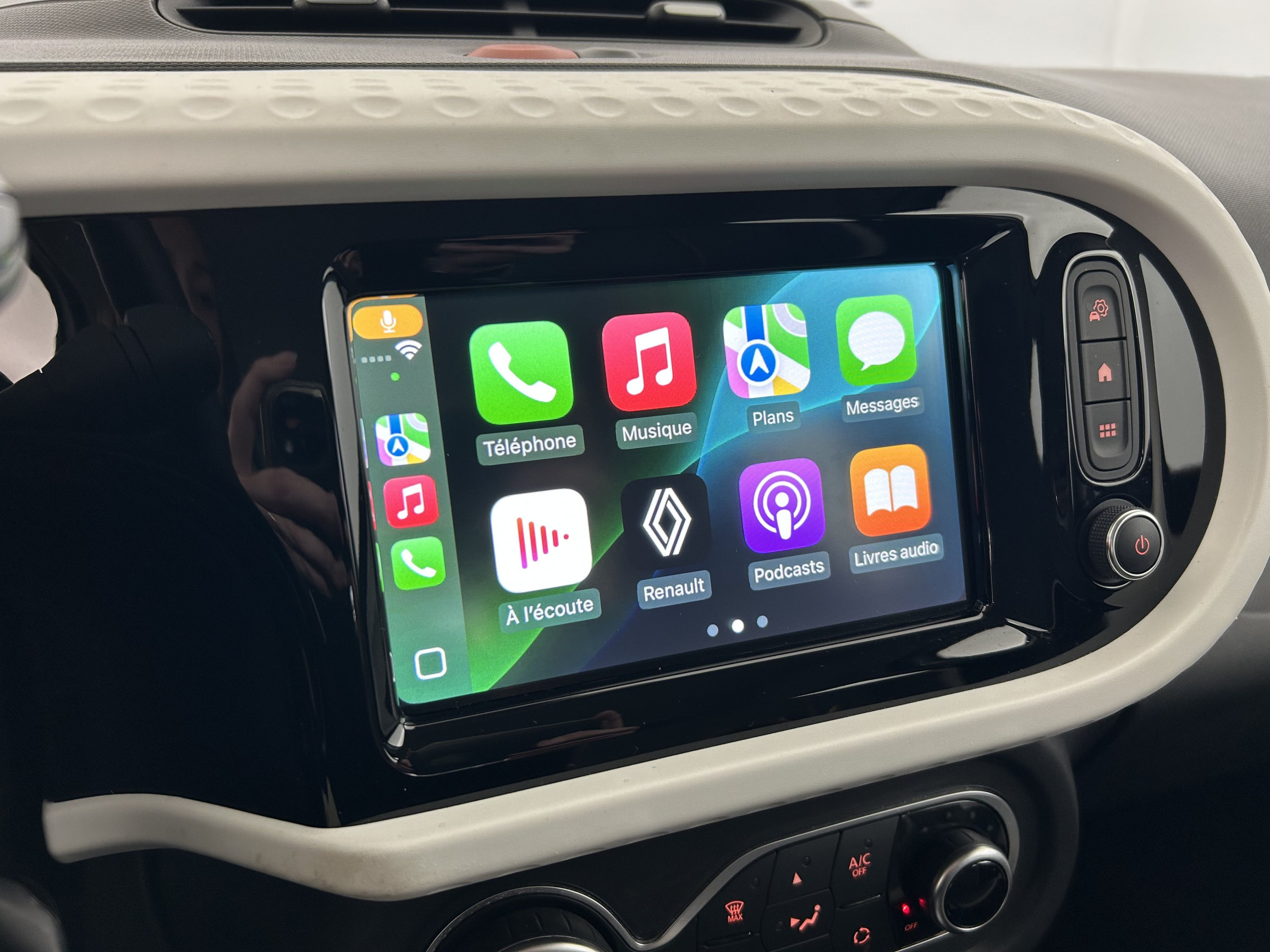 Vente en ligne Renault Twingo Electrique Twingo III E-Tech au prix de 11 290 €