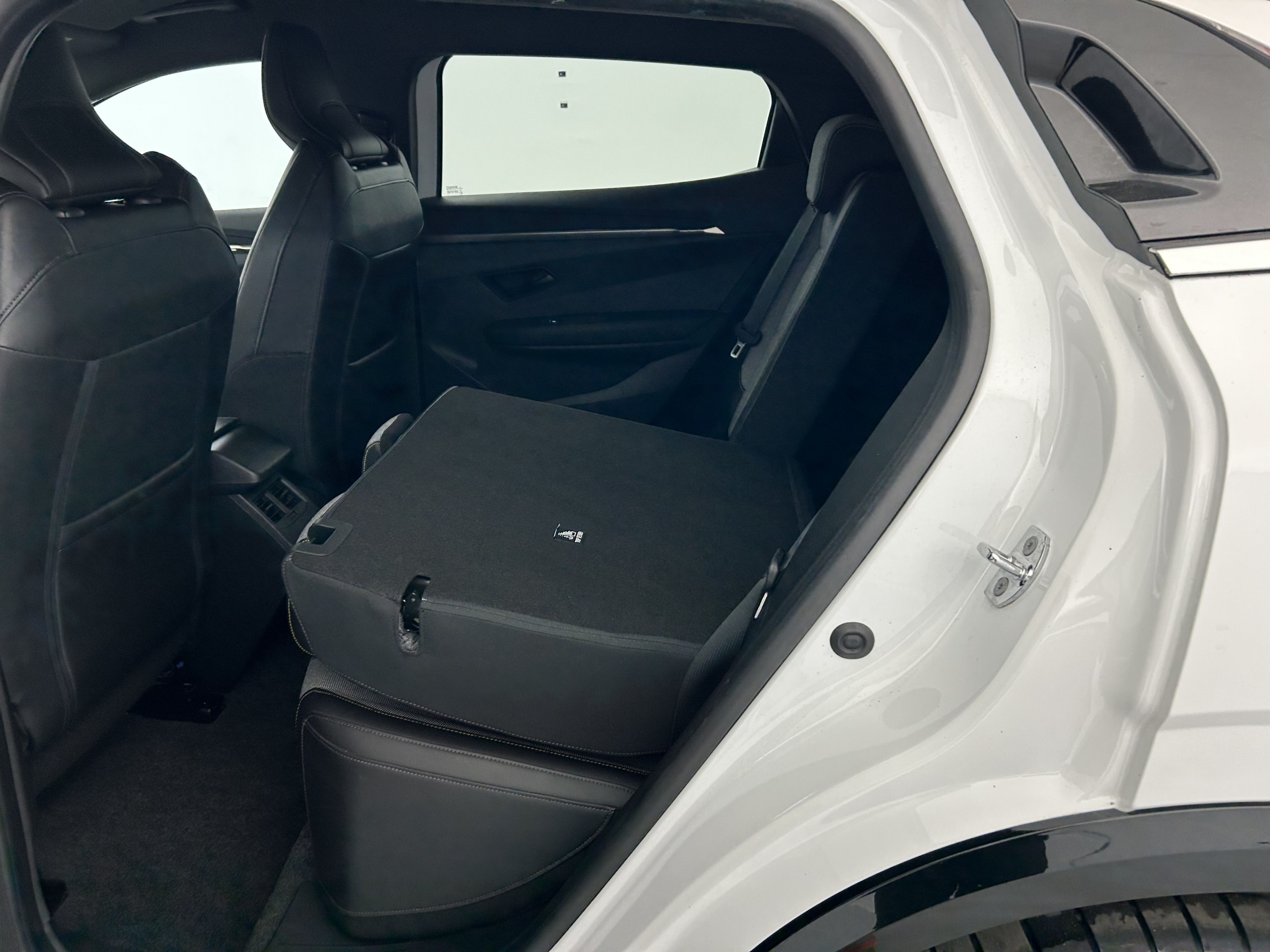 Vente en ligne Renault Megane E-Tech  EV60 220 ch optimum charge au prix de 22 590 €