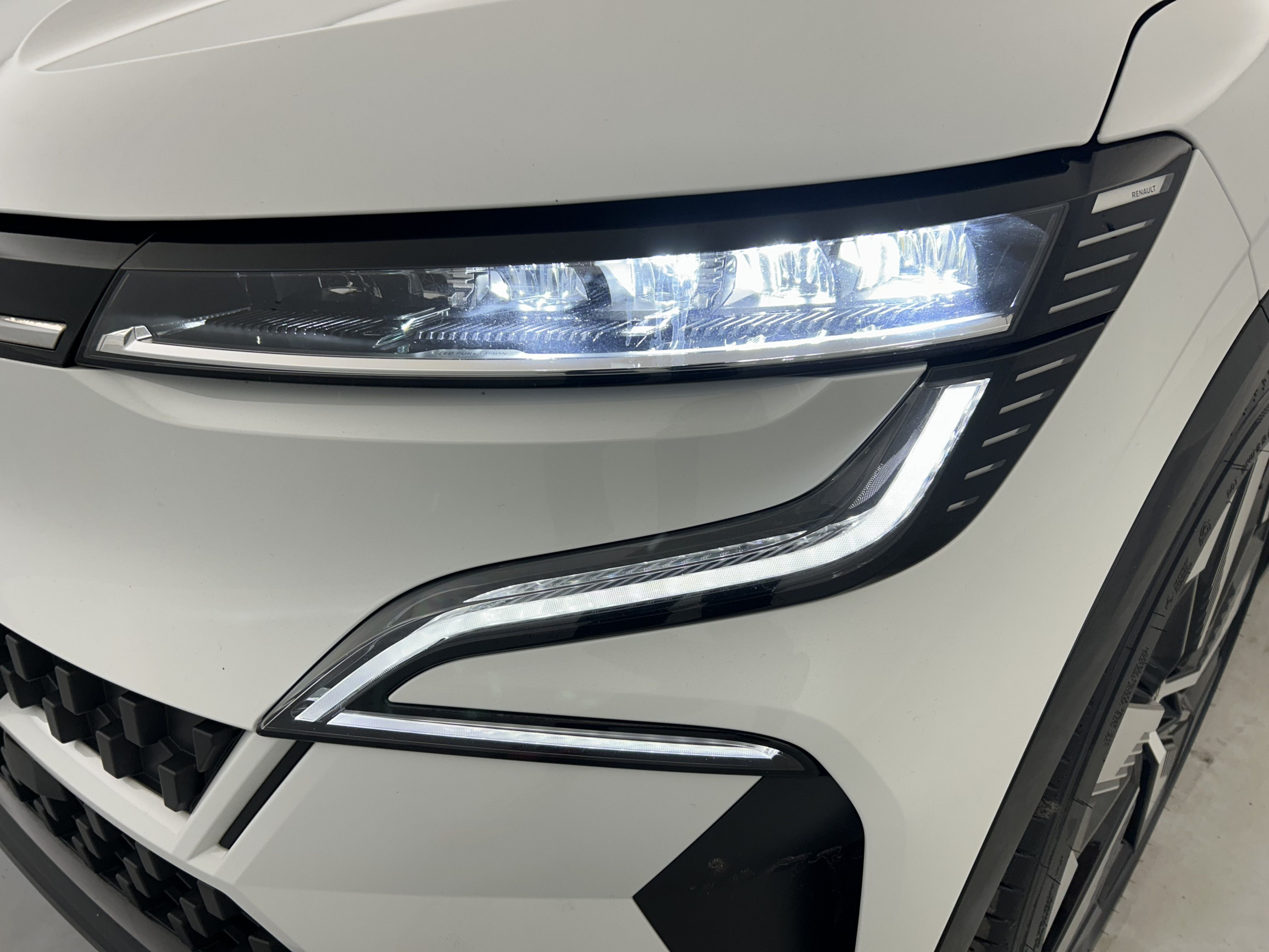 Vente en ligne Renault Megane E-Tech  EV60 220 ch optimum charge au prix de 22 590 €