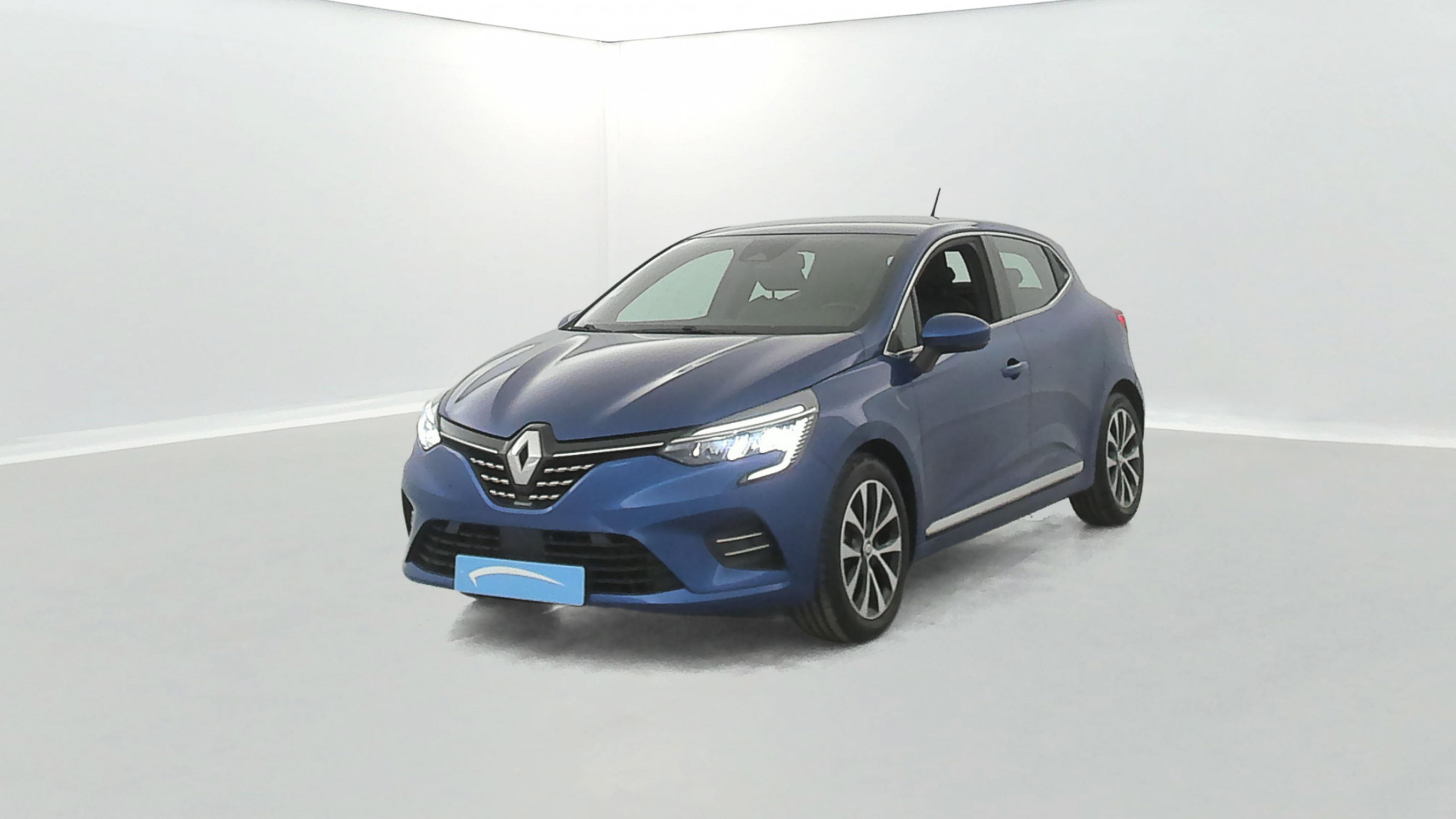 Renault Clio 5 Clio E-Tech 140 - 21N occasion de 2022 en vente à Vannes