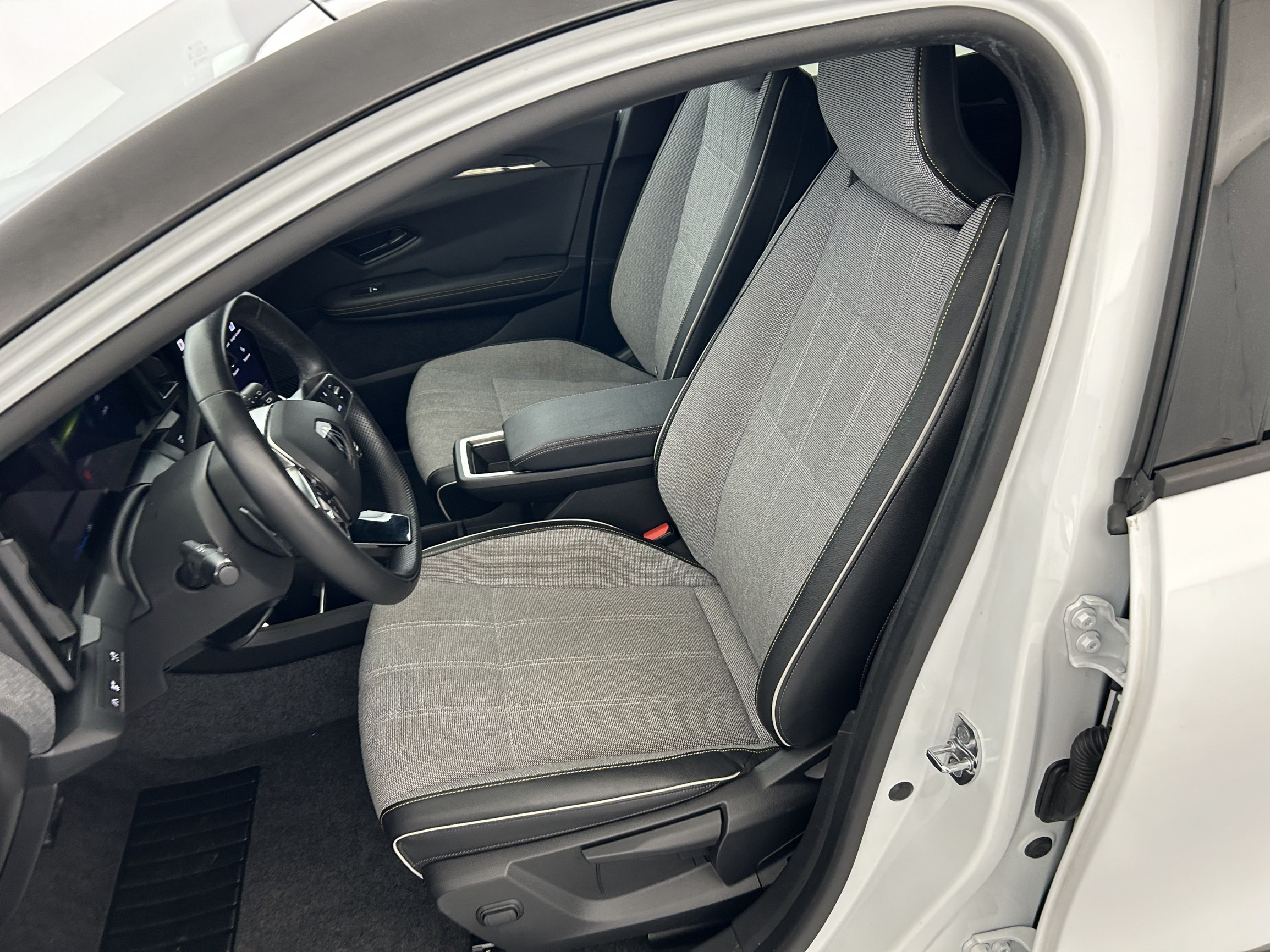 Vente en ligne Renault Megane E-Tech  EV60 220 ch optimum charge au prix de 22 590 €