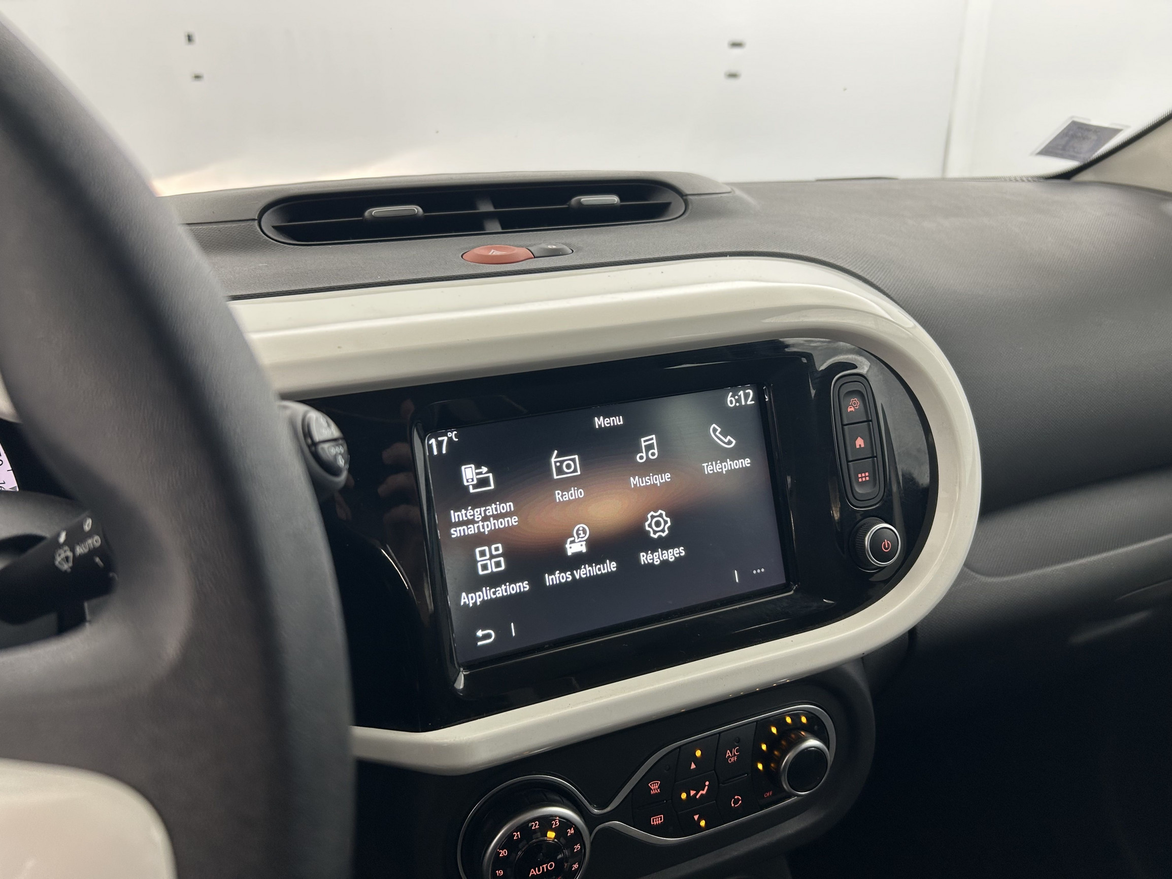 Vente en ligne Renault Twingo Electrique Twingo III Achat Intégral - 21 au prix de 9 890 €