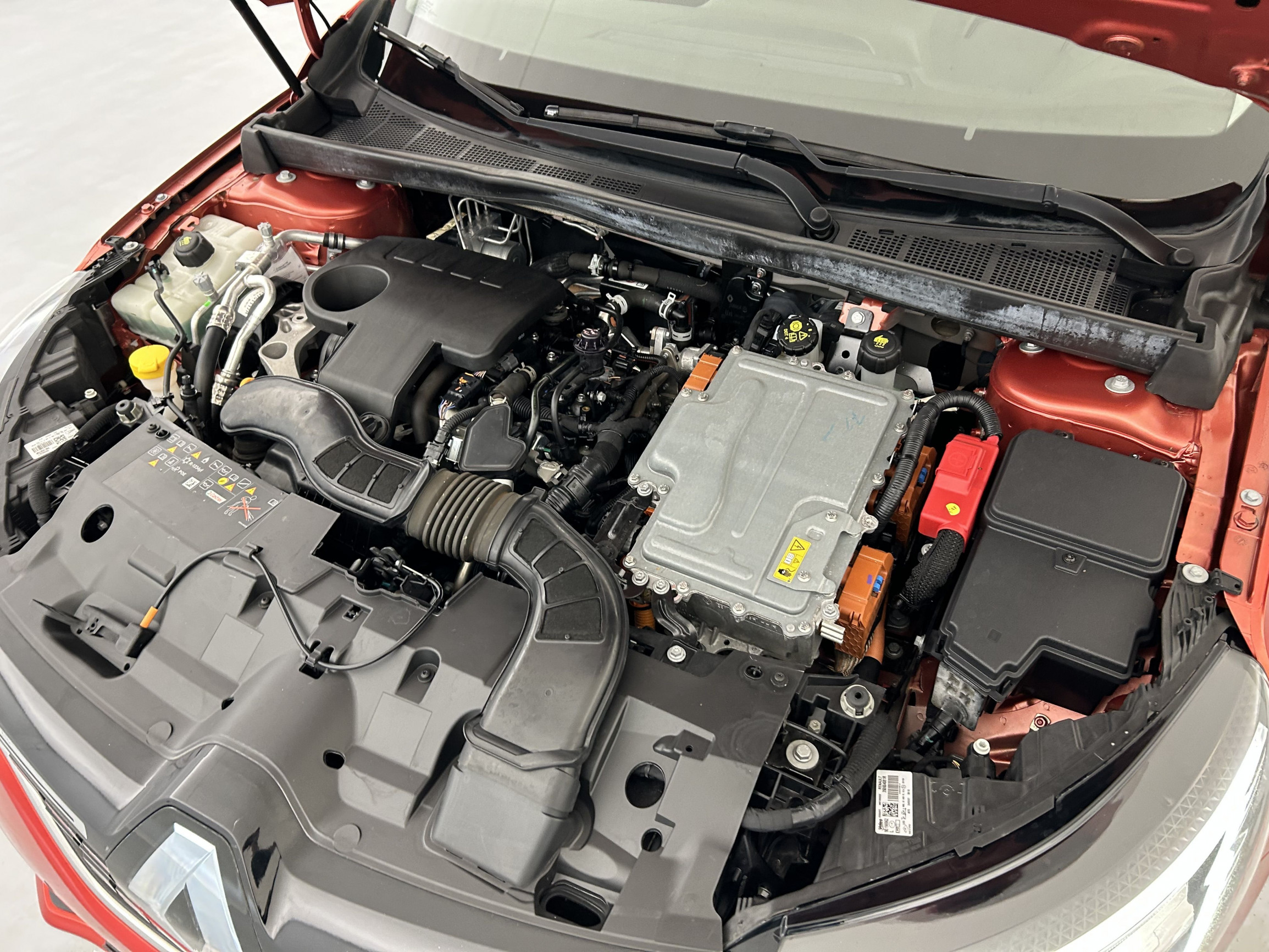 Vente en ligne Renault Megane 4 Estate Mégane IV Estate E-TECH Plug-In Hybride 160 au prix de 17 490 €