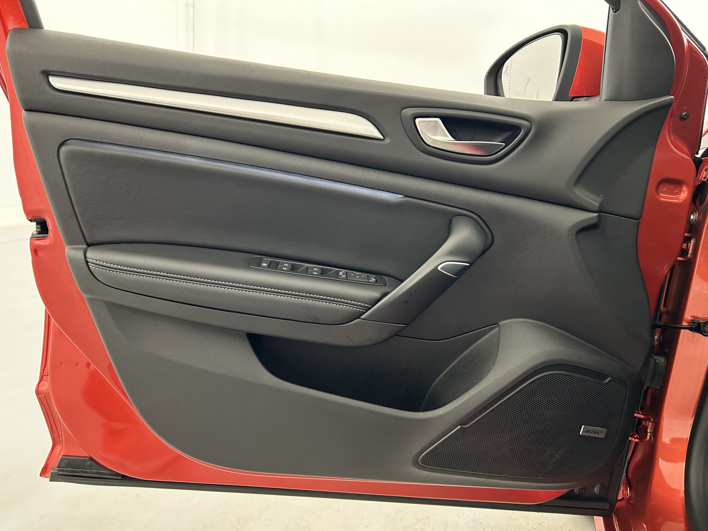 Vente en ligne Renault Megane 4 Estate Mégane IV Estate E-TECH Plug-In Hybride 160 au prix de 17 490 €