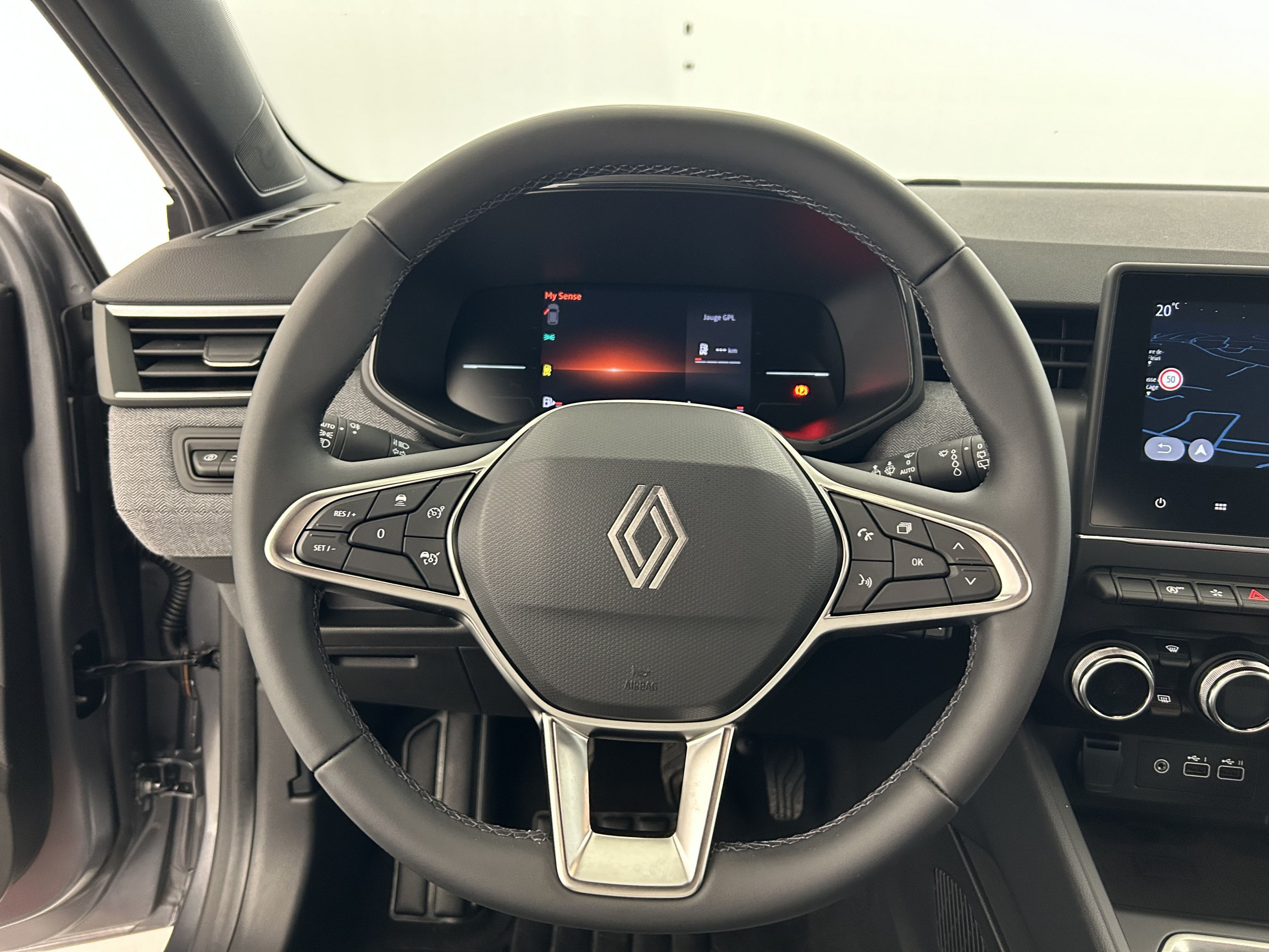 Vente en ligne Renault Clio 5 Clio Eco-G 100 ch GSR2 au prix de 17 890 €