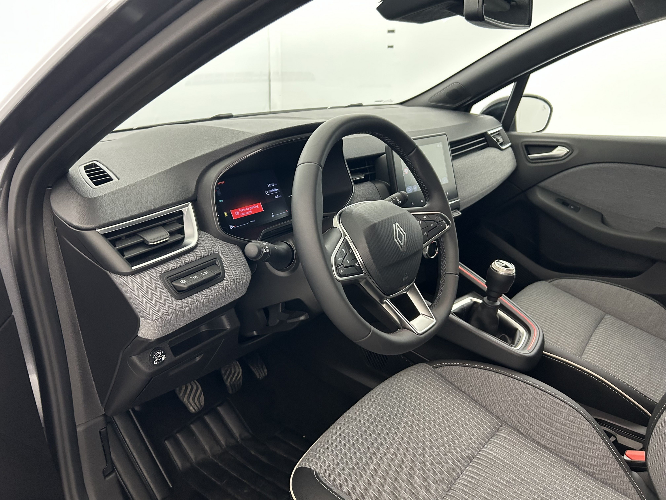 Vente en ligne Renault Clio 5 Clio Eco-G 100 ch GSR2 au prix de 17 890 €