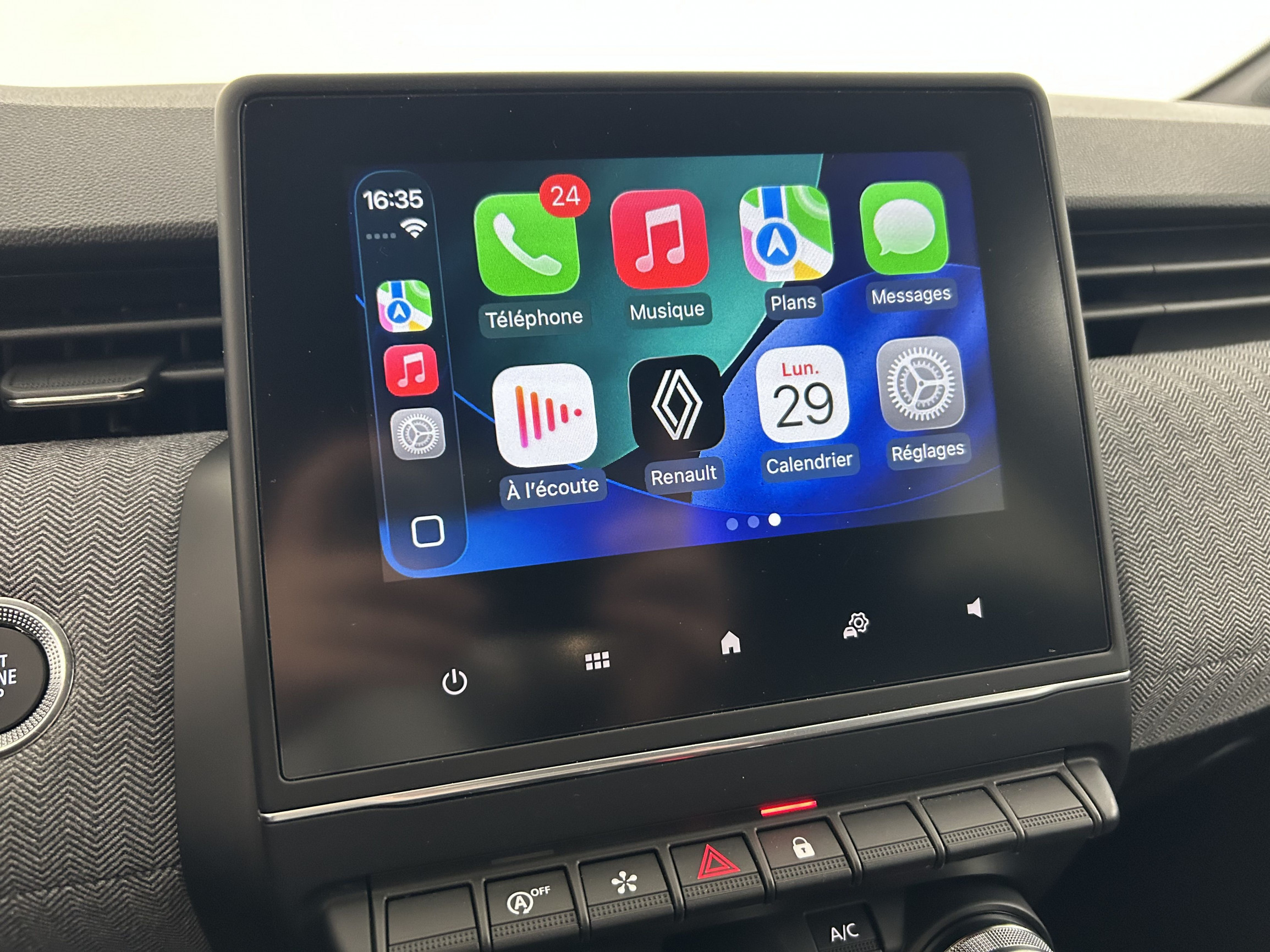 Vente en ligne Renault Clio 5 Clio Eco-G 100 ch GSR2 au prix de 17 890 €