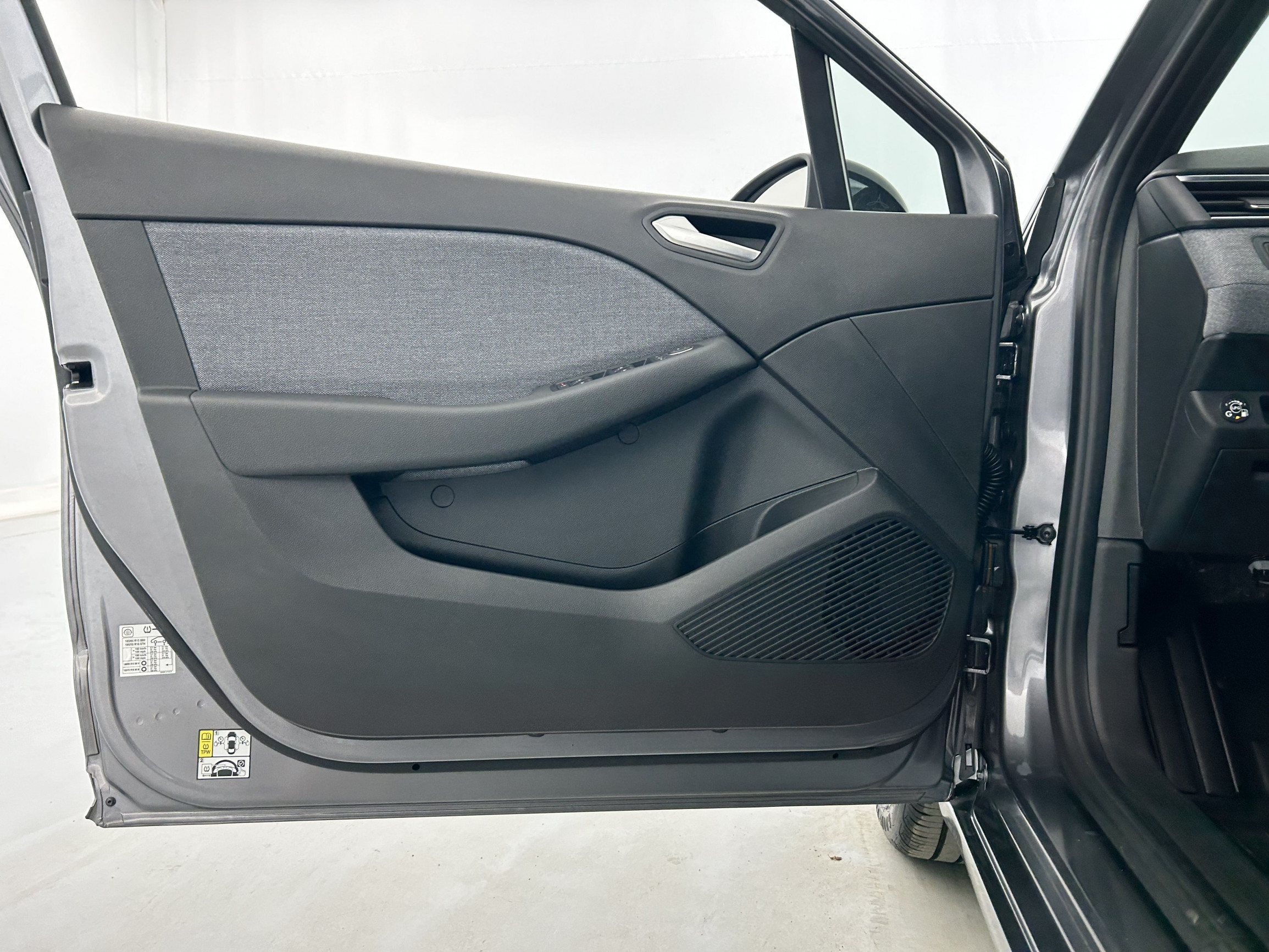 Vente en ligne Renault Clio 5 Clio Eco-G 100 ch GSR2 au prix de 17 890 €