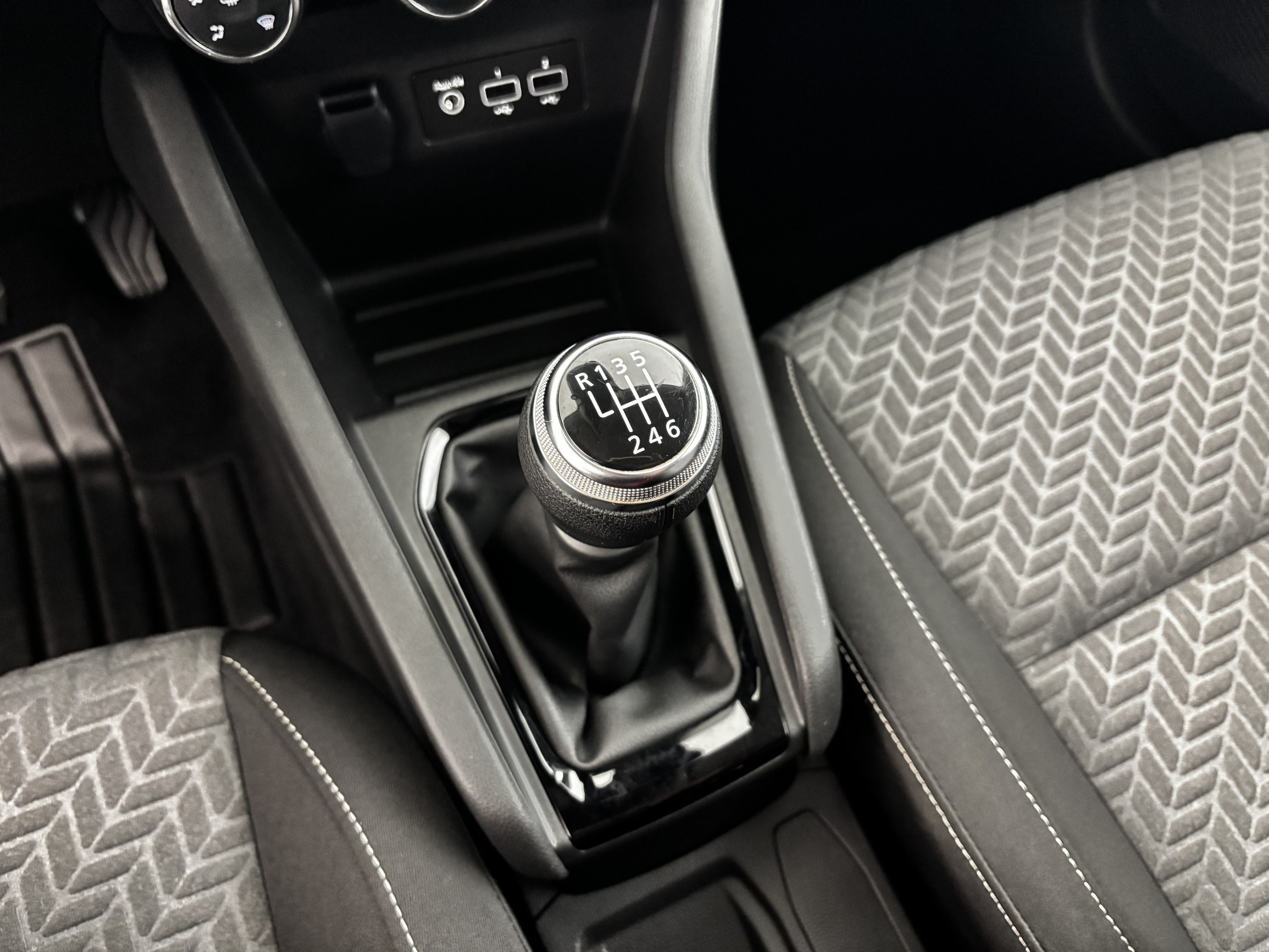 Vente en ligne Renault Clio 5 Clio Blue dCi 100 au prix de 15 390 €