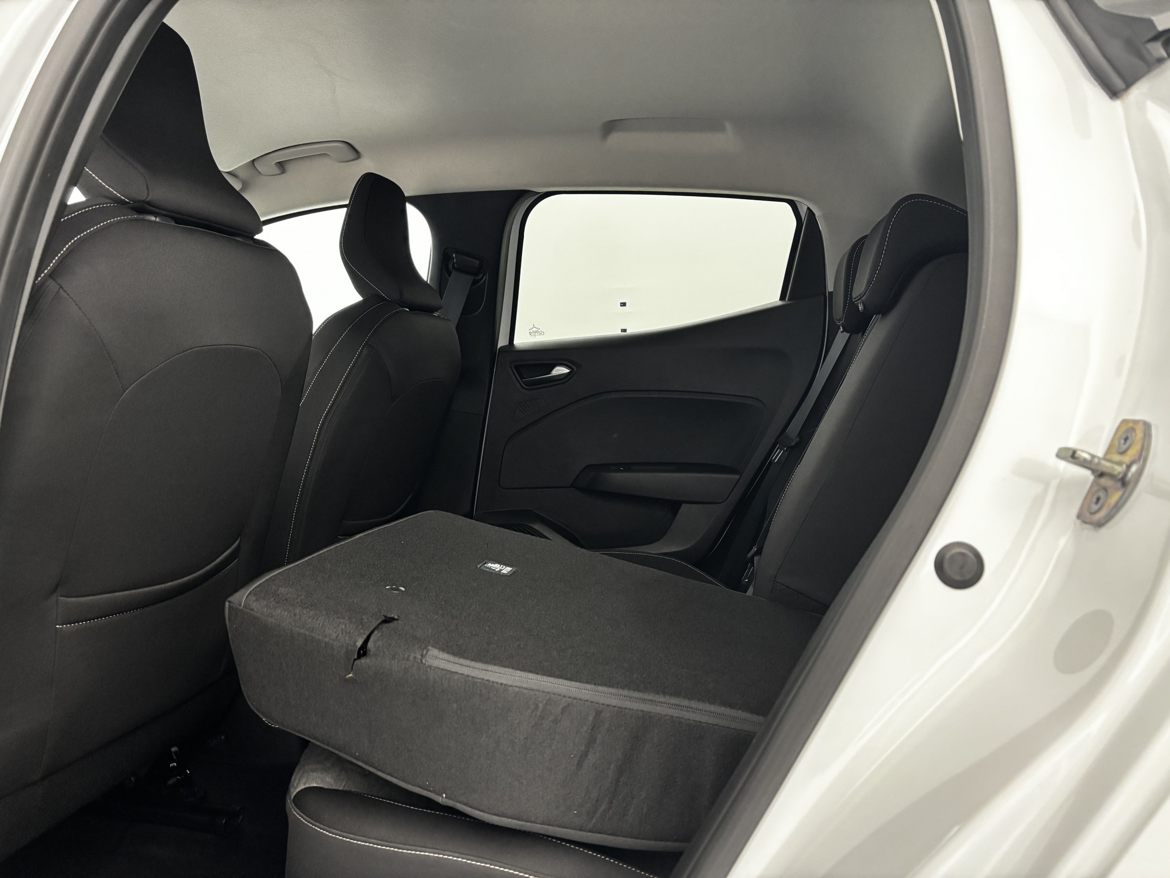 Vente en ligne Renault Clio 5 Clio Blue dCi 100 au prix de 15 390 €