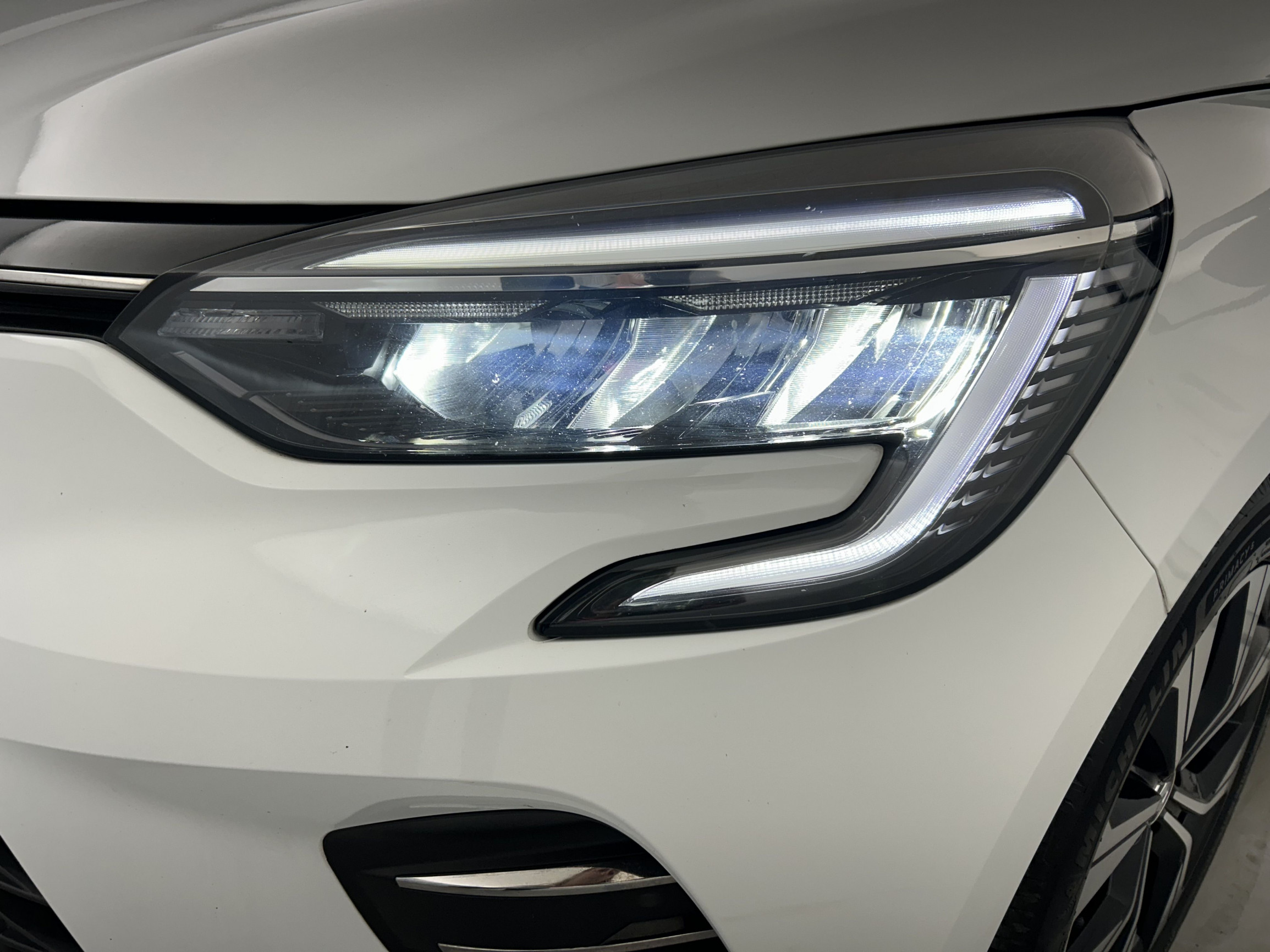 Vente en ligne Renault Clio 5 Clio Blue dCi 100 au prix de 14 890 €