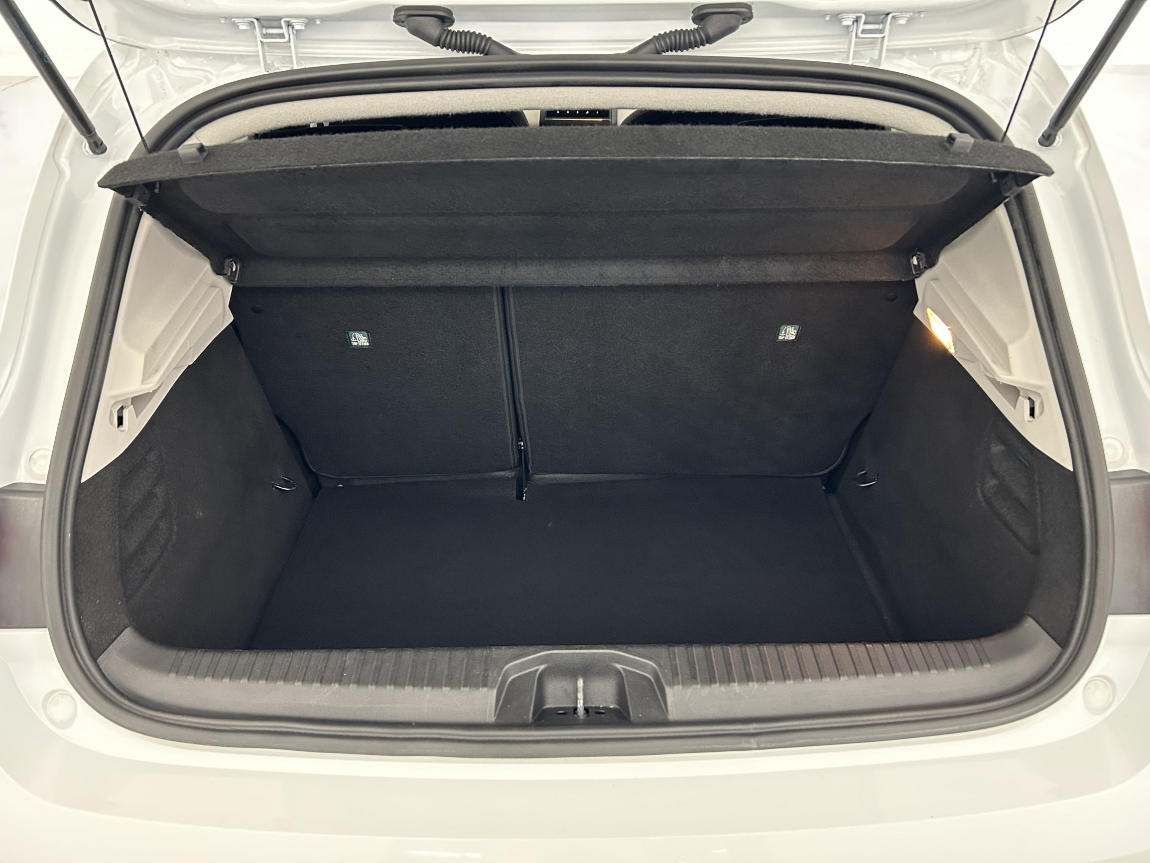 Vente en ligne Renault Clio 5 Clio Blue dCi 100 au prix de 14 890 €