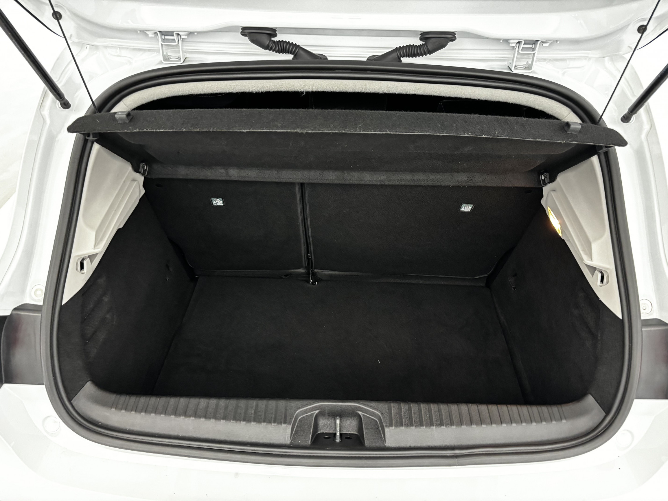 Vente en ligne Renault Clio 5 Clio Blue dCi 100 au prix de 14 890 €