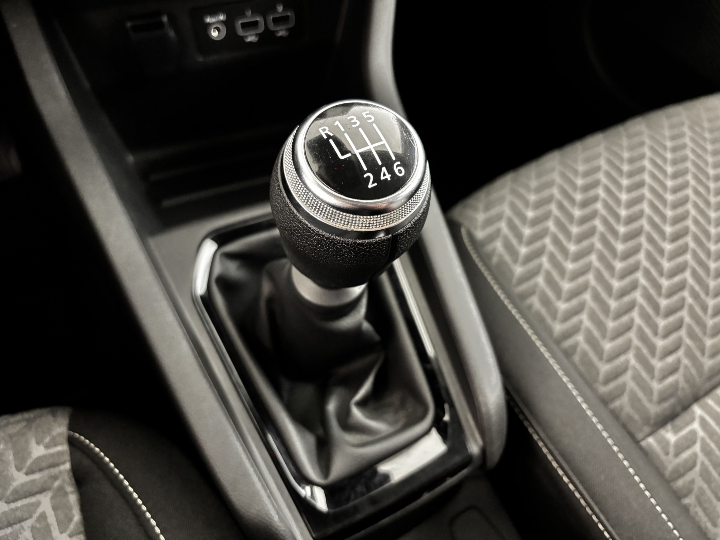 Vente en ligne Renault Clio 5 Clio Blue dCi 100 au prix de 15 290 €