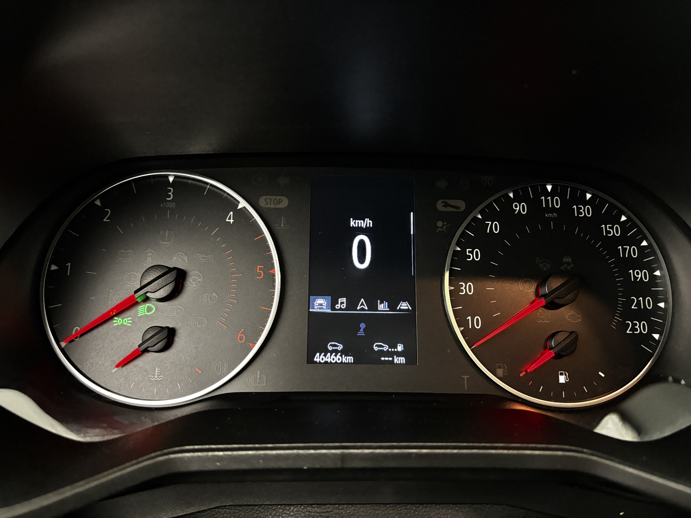 Vente en ligne Renault Clio 5 Clio Blue dCi 100 au prix de 15 290 €