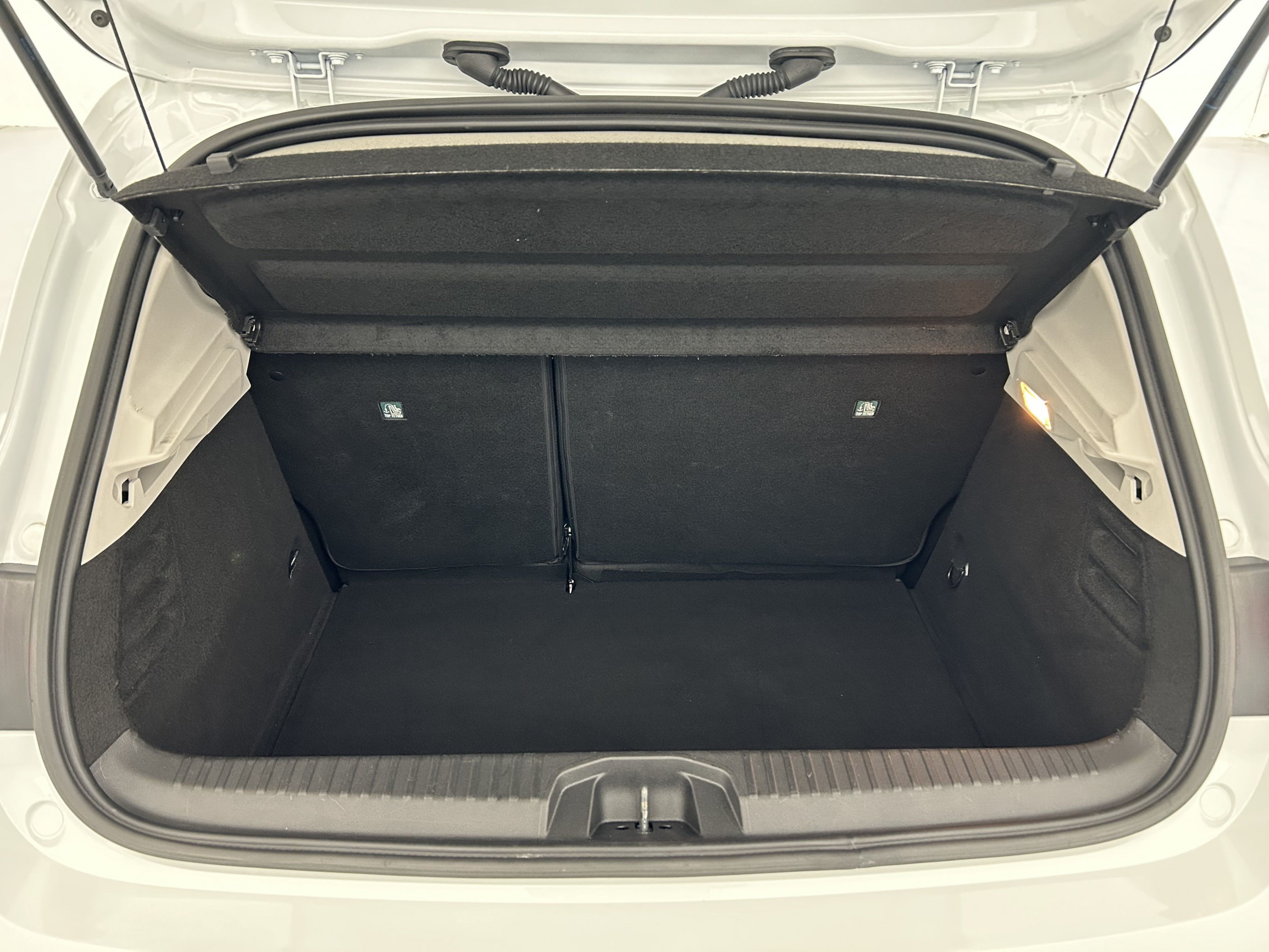 Vente en ligne Renault Clio 5 Clio Blue dCi 100 au prix de 14 490 €