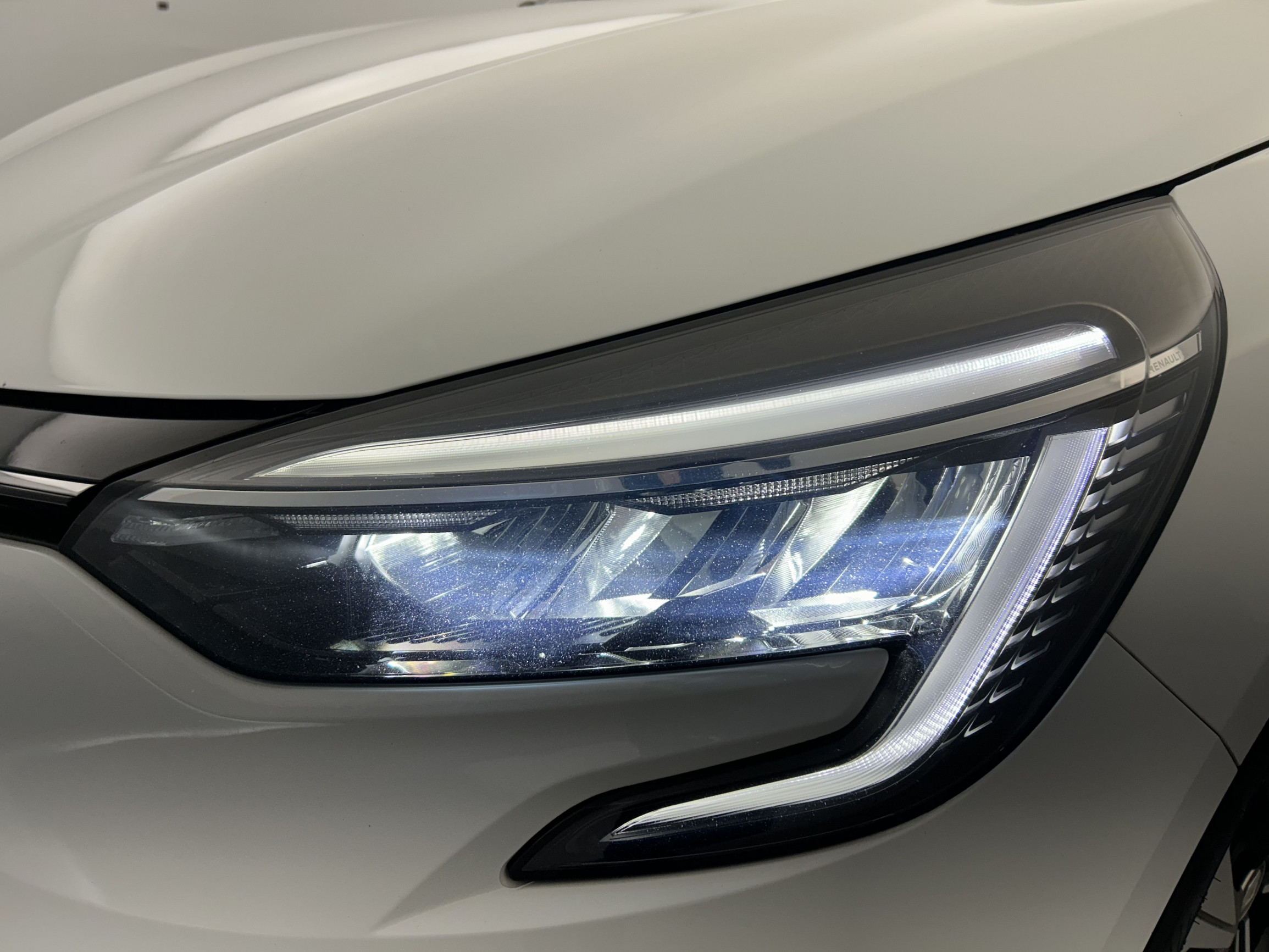 Vente en ligne Renault Clio 5 Clio Blue dCi 100 au prix de 14 490 €