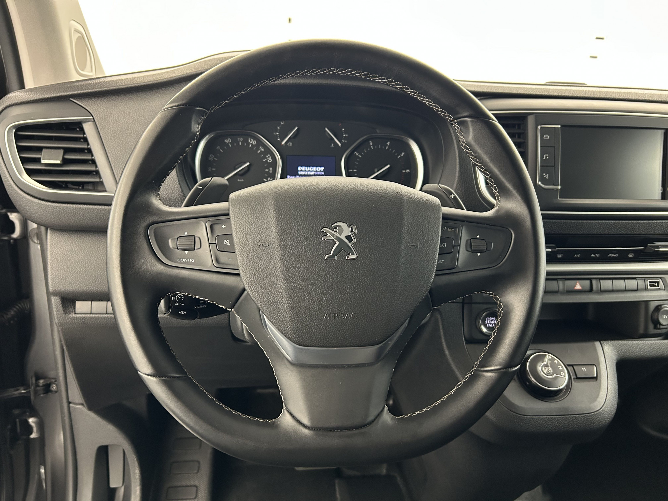 Vente en ligne Peugeot Expert Cabine Approfondie  M BLUEHDI 180 EAT8 AVEC TVA au prix de 31 790 €