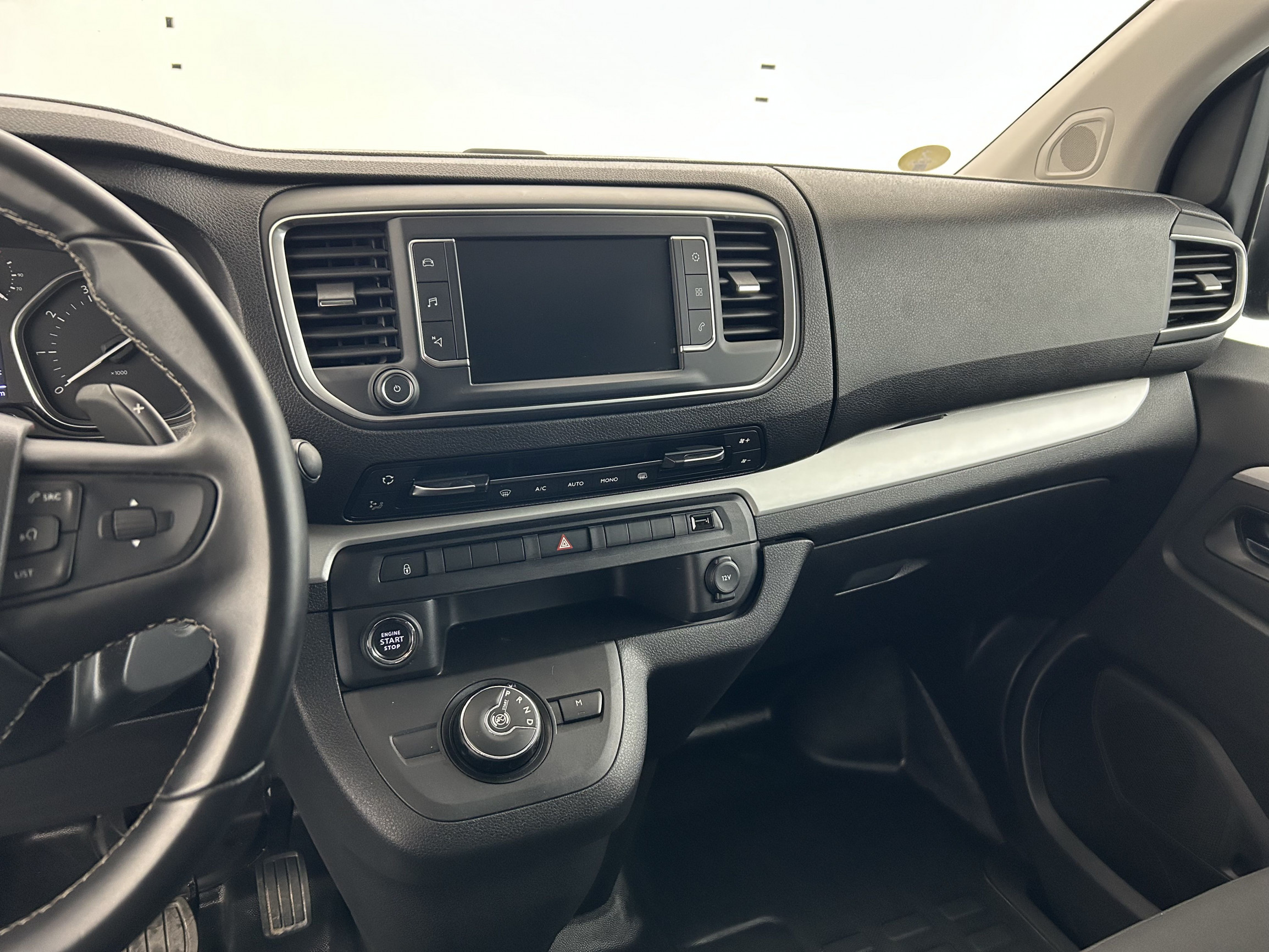 Vente en ligne Peugeot Expert Cabine Approfondie  M BLUEHDI 180 EAT8 AVEC TVA au prix de 31 790 €