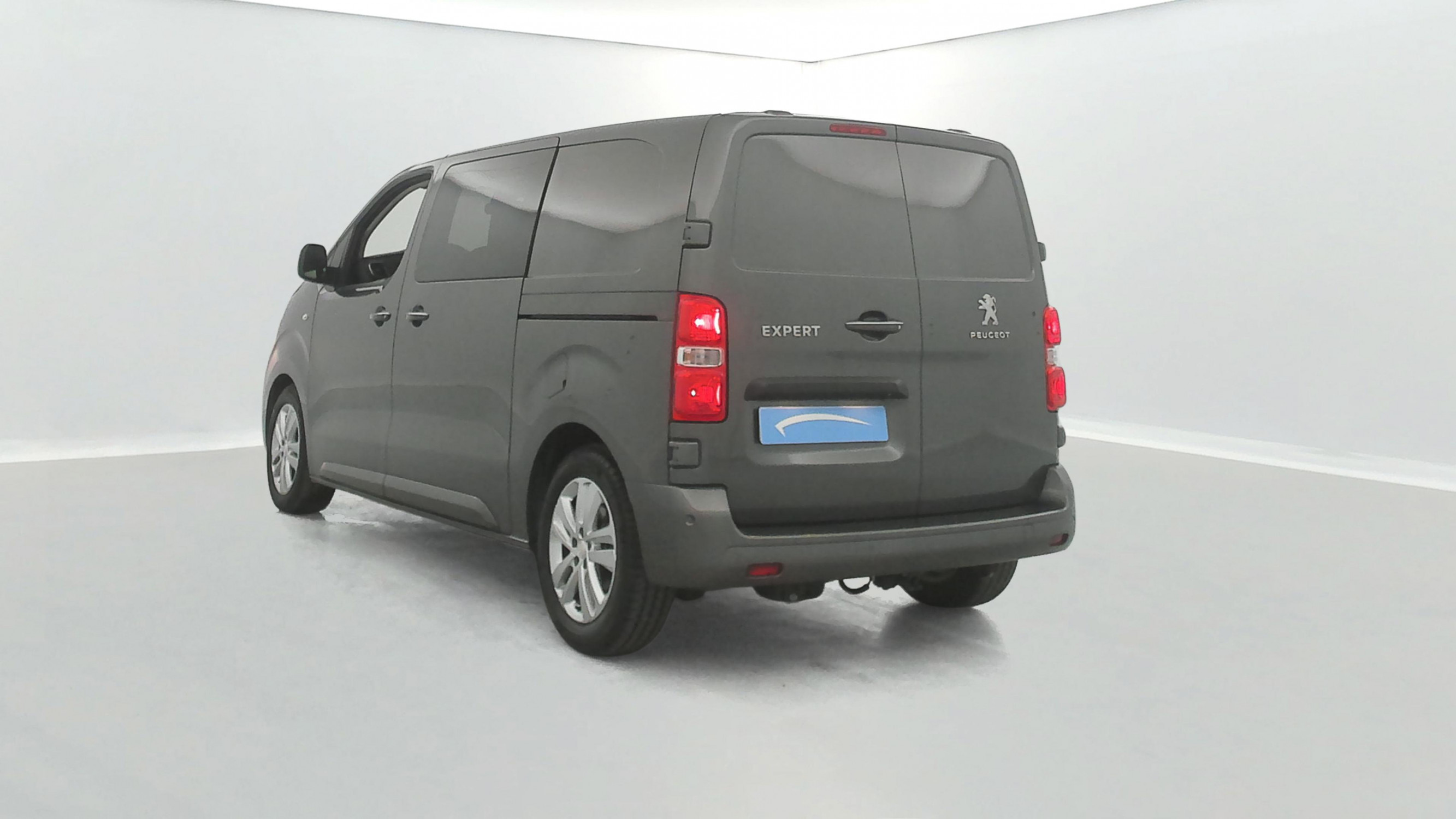 Vente en ligne Peugeot Expert Cabine Approfondie  M BLUEHDI 180 EAT8 AVEC TVA au prix de 31 790 €