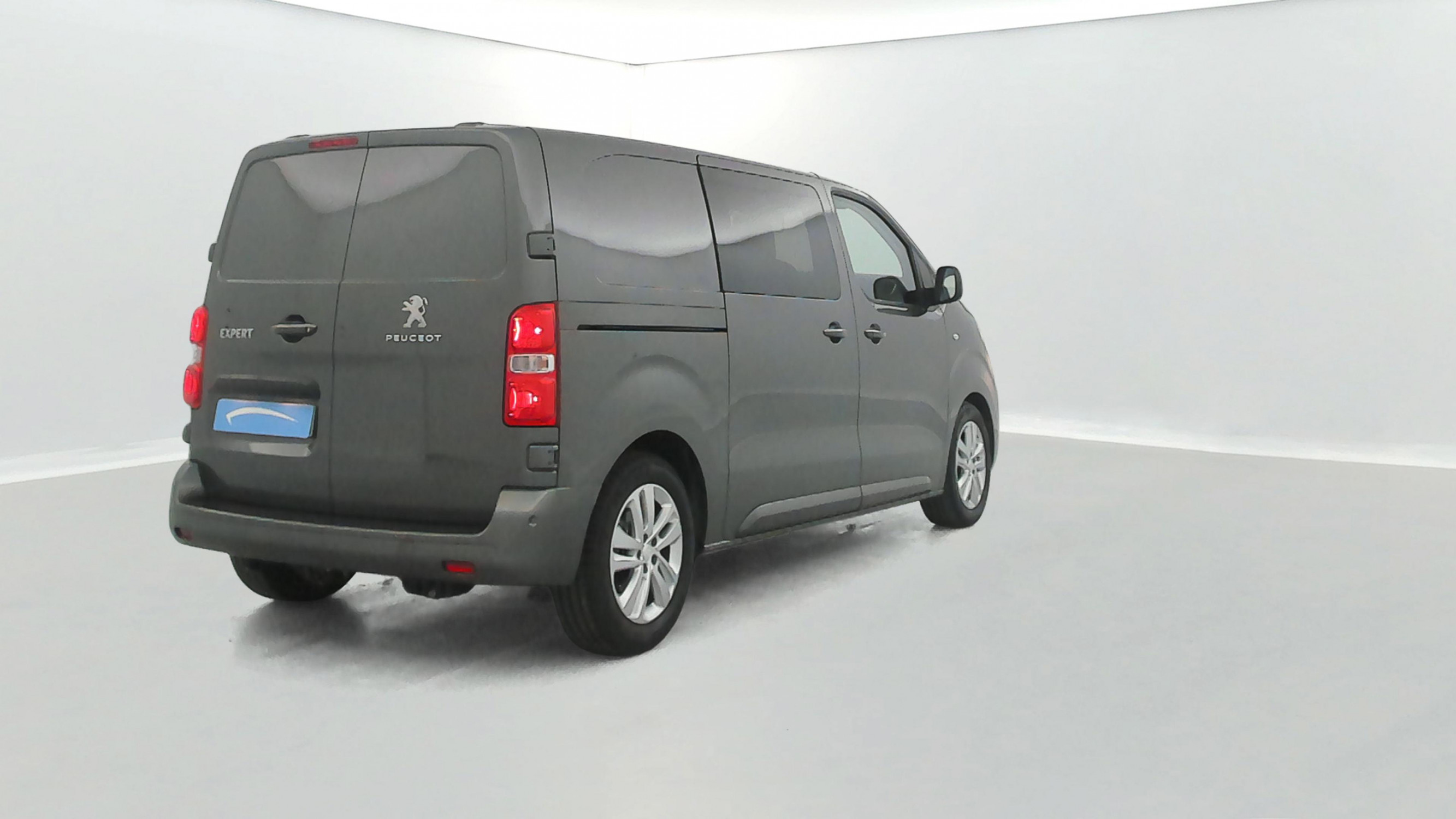 Vente en ligne Peugeot Expert Cabine Approfondie  M BLUEHDI 180 EAT8 AVEC TVA au prix de 31 790 €