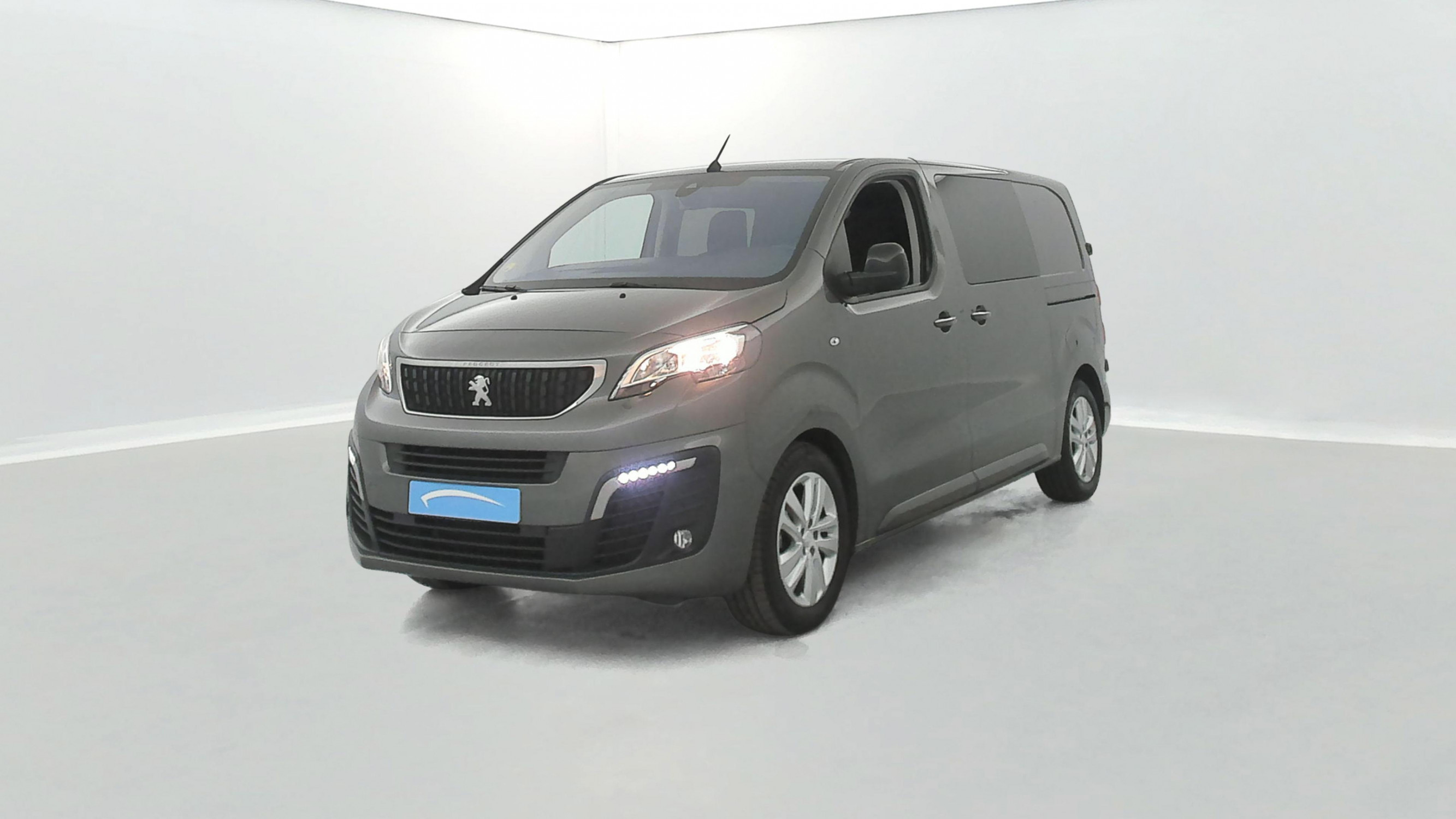 Peugeot Expert Cabine Approfondie  M BLUEHDI 180 EAT8 AVEC TVA occasion de 2023 en vente à Vannes