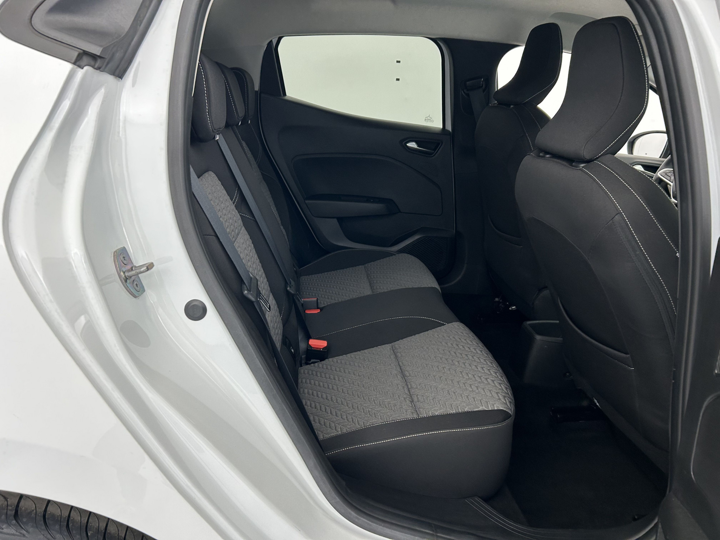 Vente en ligne Renault Clio 5 Clio Blue dCi 100 au prix de 12 990 €