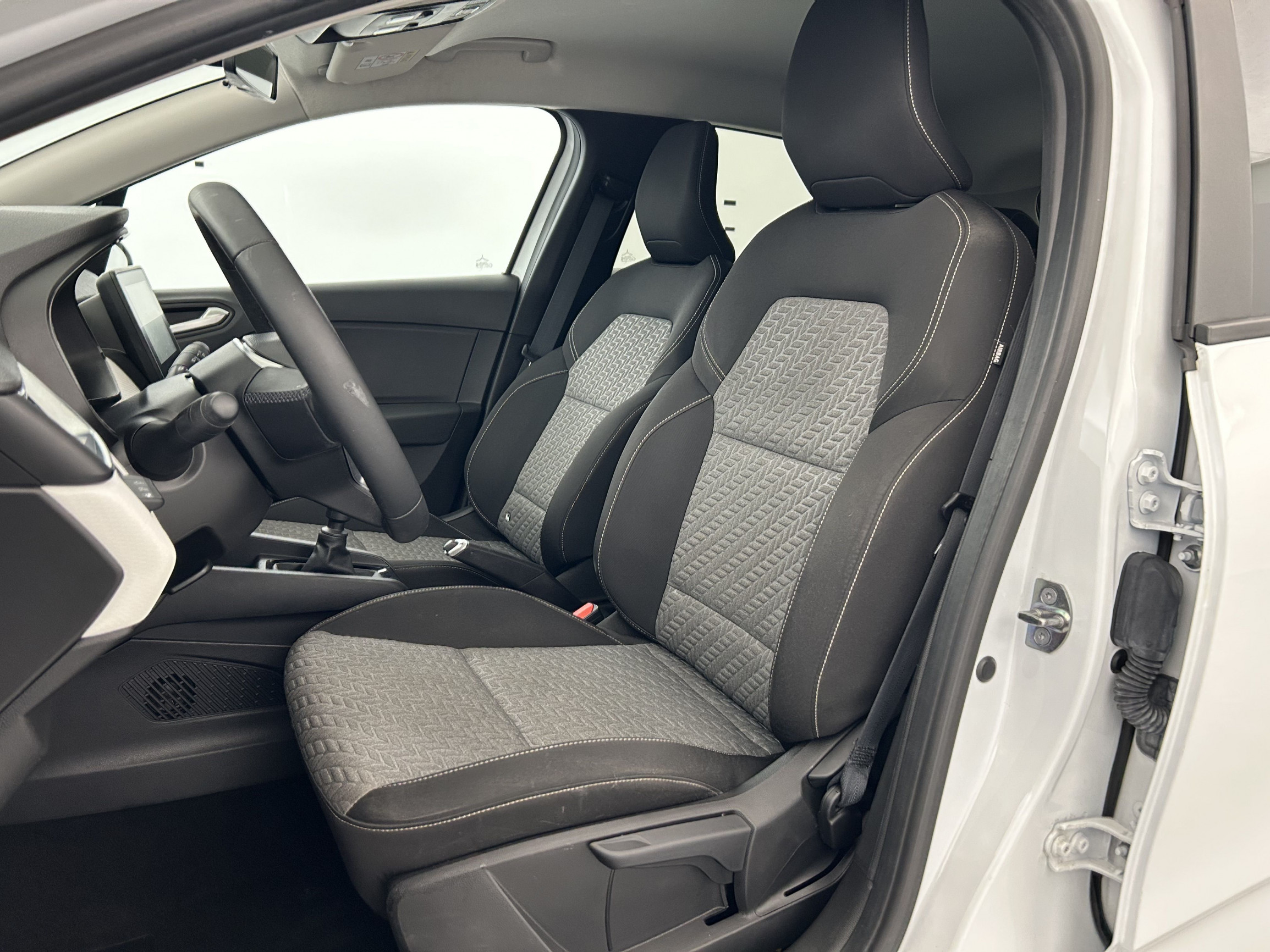 Vente en ligne Renault Clio 5 Clio Blue dCi 100 au prix de 12 990 €