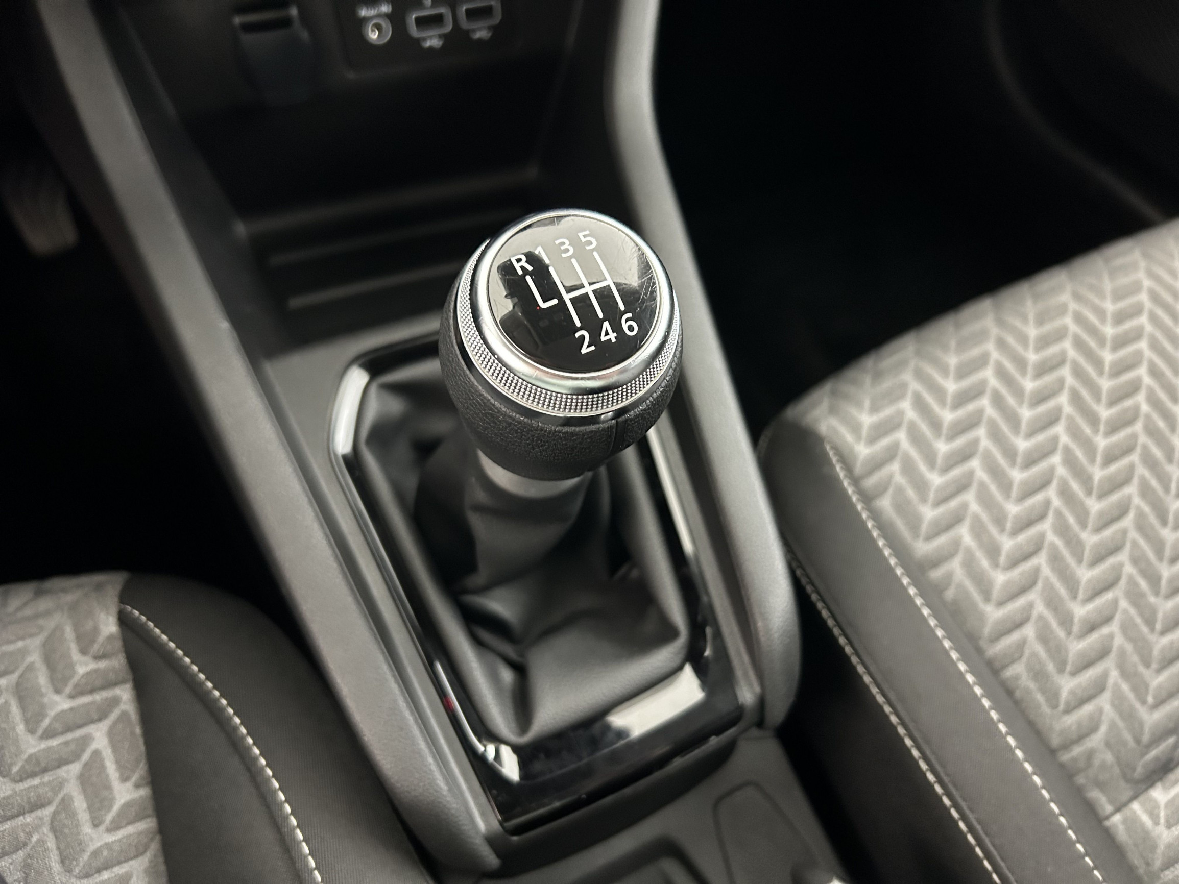 Vente en ligne Renault Clio 5 Clio Blue dCi 100 au prix de 14 990 €