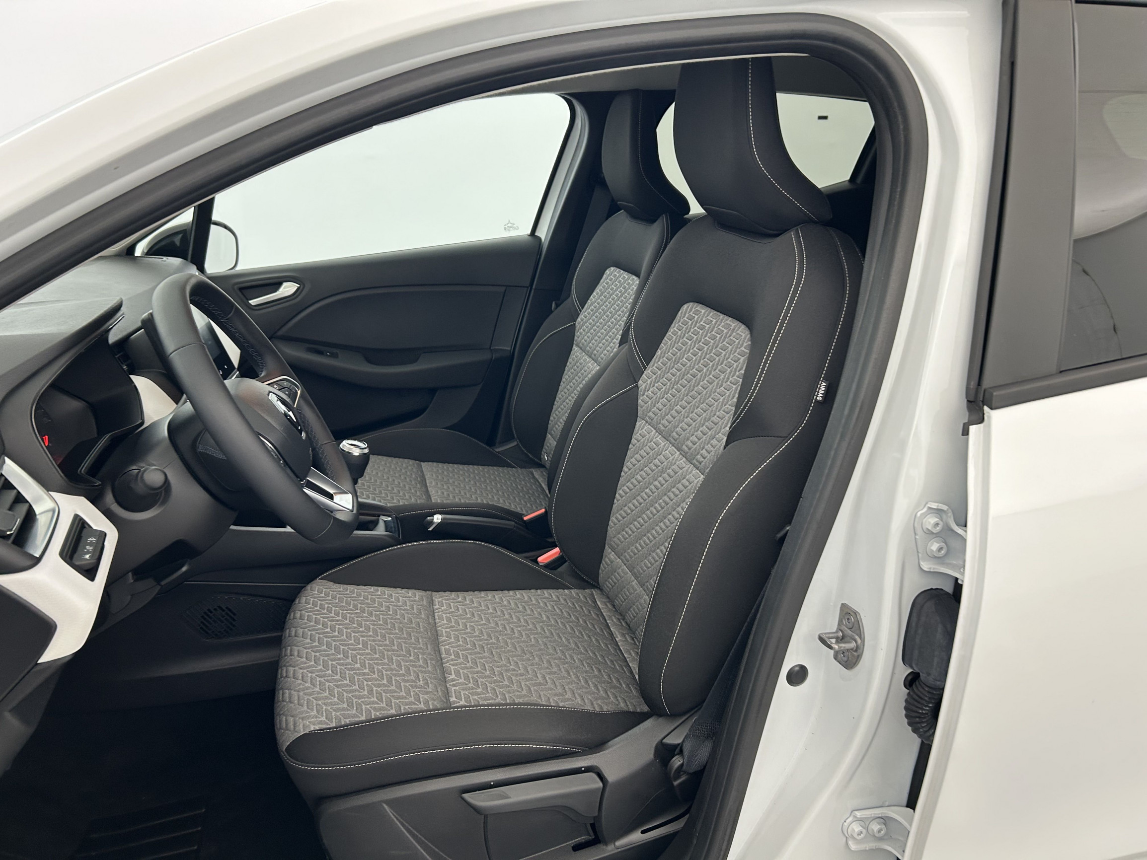 Vente en ligne Renault Clio 5 Clio Blue dCi 100 au prix de 14 990 €