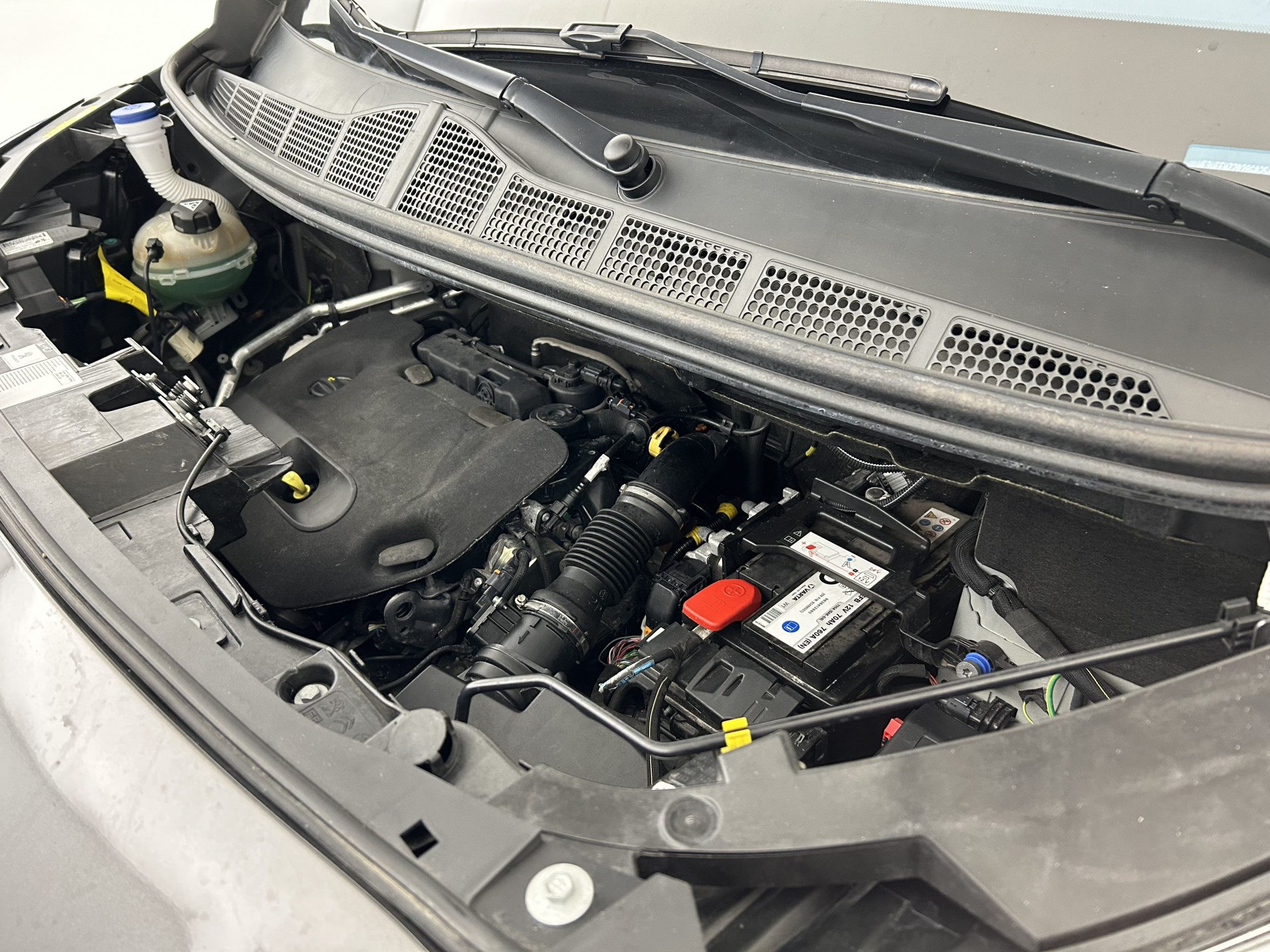 Vente en ligne Peugeot Expert Cabine Approfondie  M BLUEHDI 180 EAT8 AVEC TVA au prix de 31 790 €