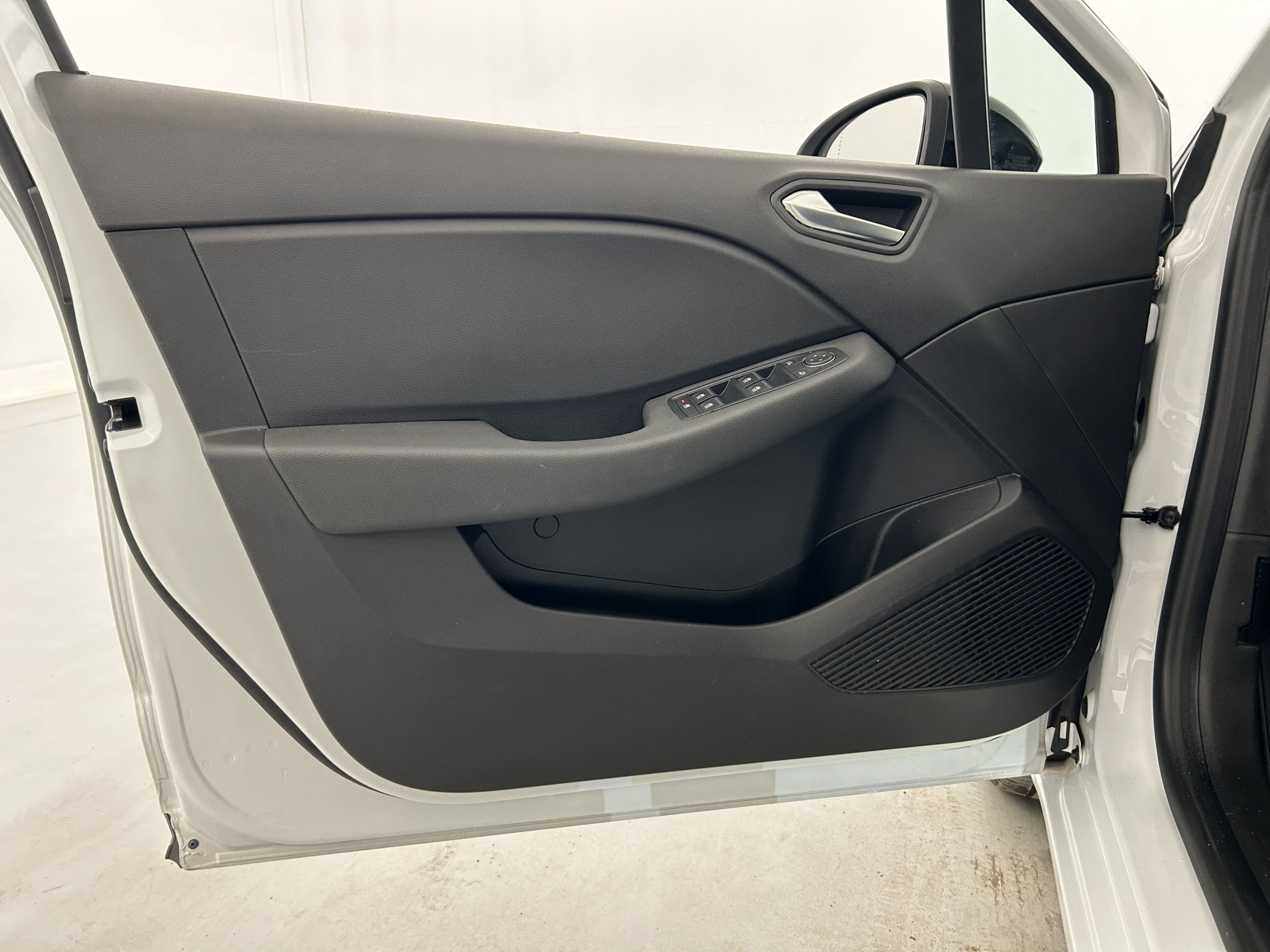 Vente en ligne Renault Clio 5 Clio Blue dCi 100 au prix de 14 290 €