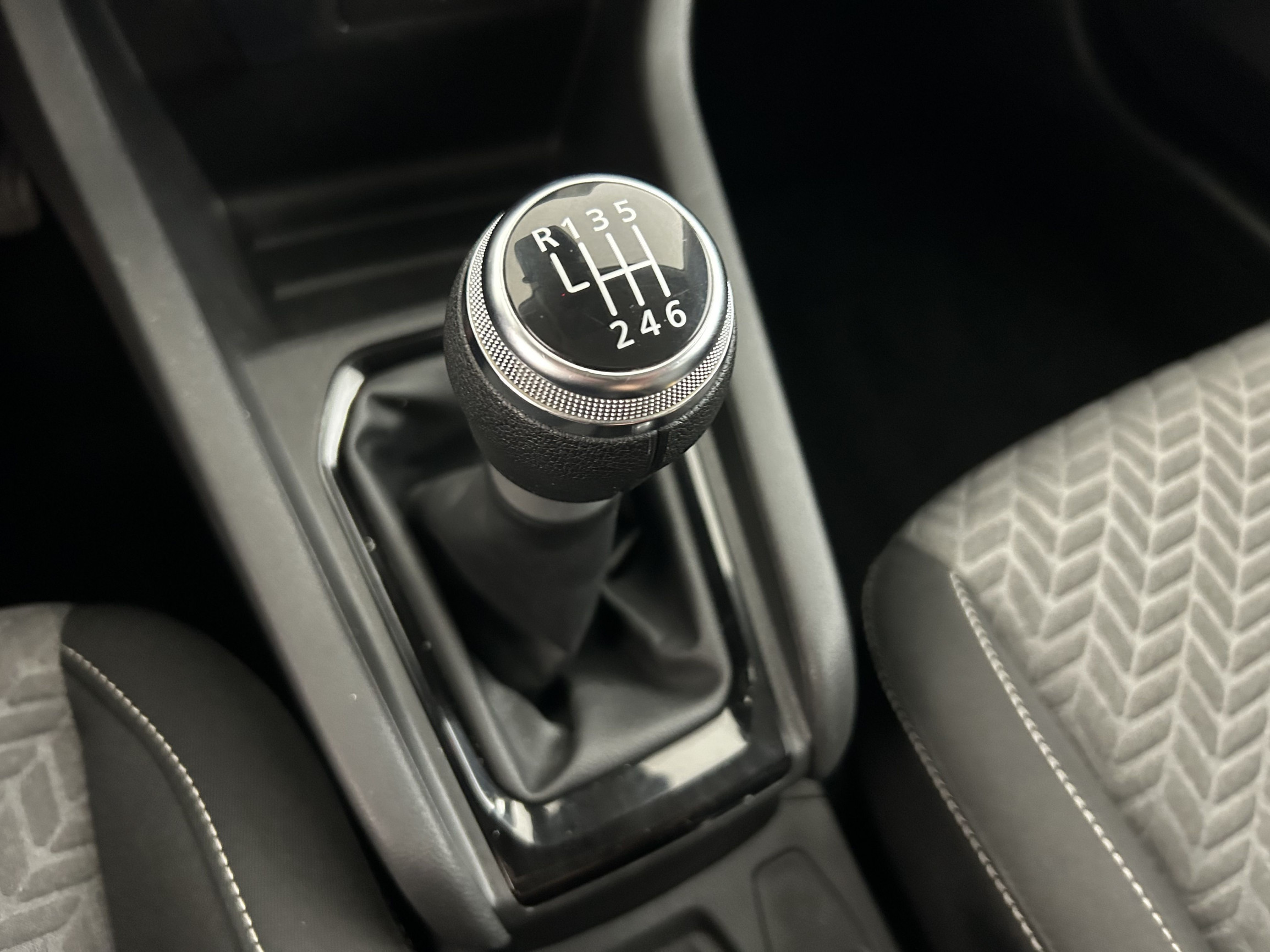 Vente en ligne Renault Clio 5 Clio Blue dCi 100 au prix de 14 290 €