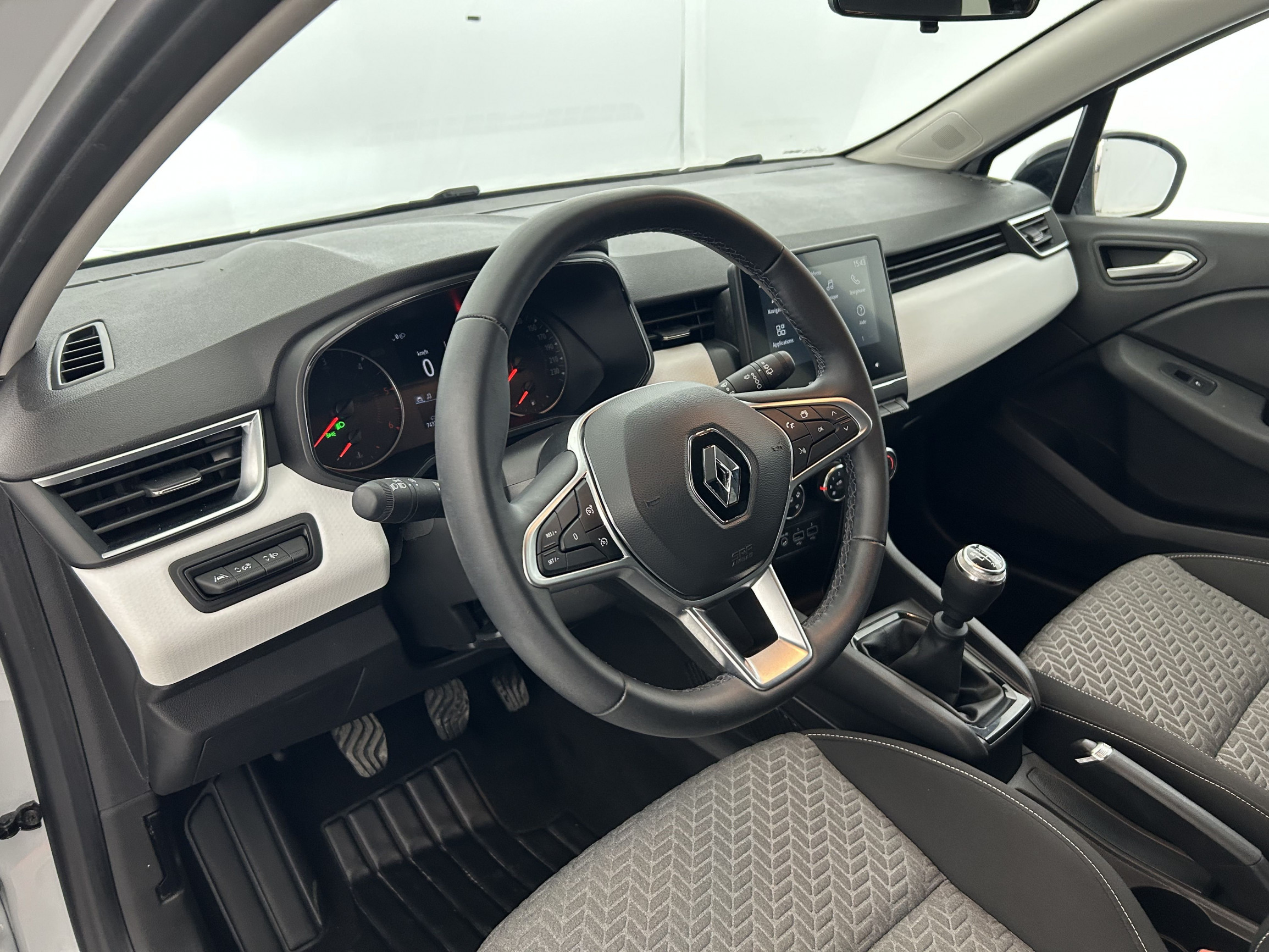 Vente en ligne Renault Clio 5 Clio Blue dCi 100 au prix de 14 290 €