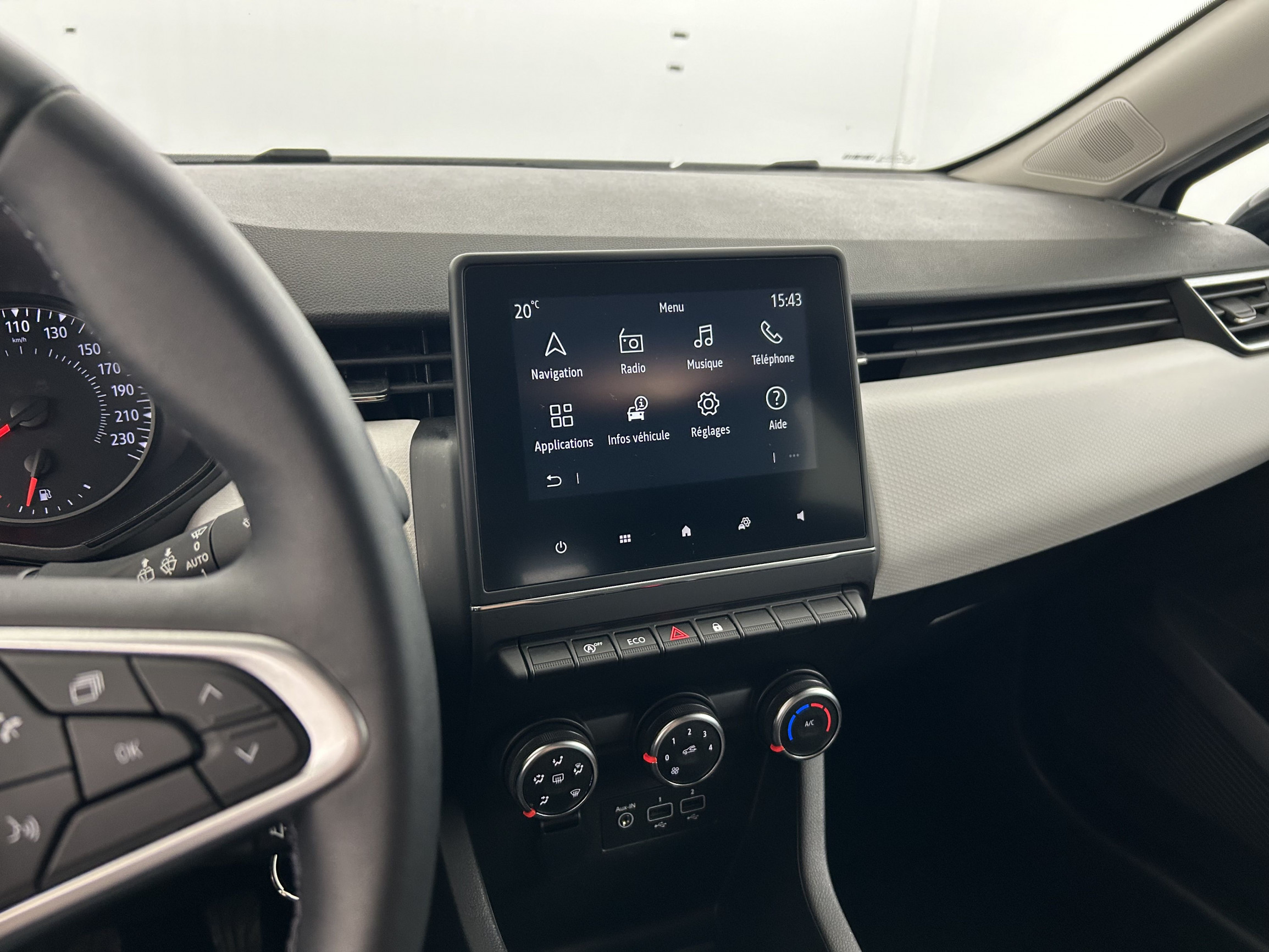 Vente en ligne Renault Clio 5 Clio Blue dCi 100 au prix de 14 290 €