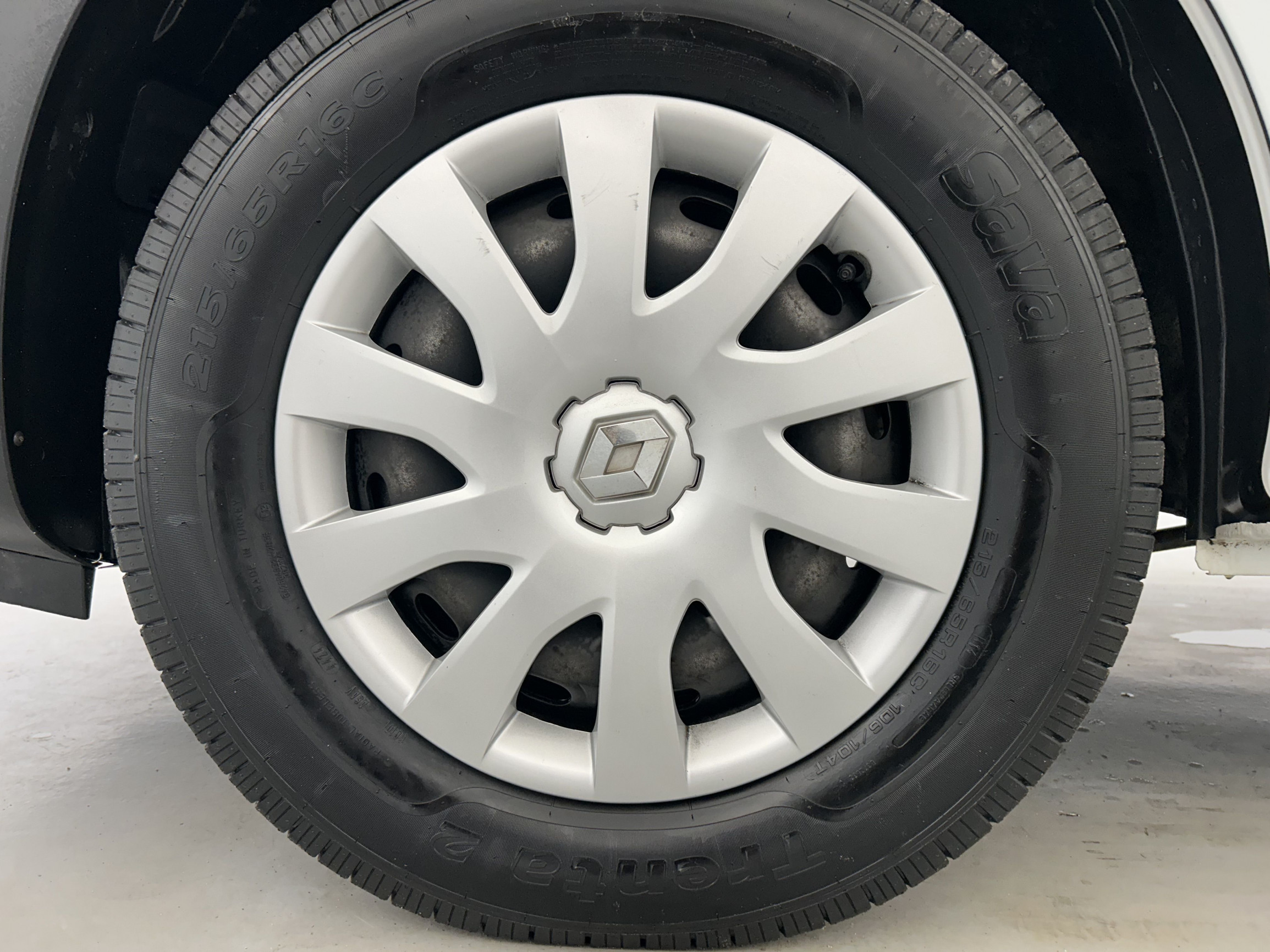 Vente en ligne Renault Trafic 3 Fourgon TRAFIC FGN L2H2 1200 KG DCI 145 ENERGY au prix de 23 870 €