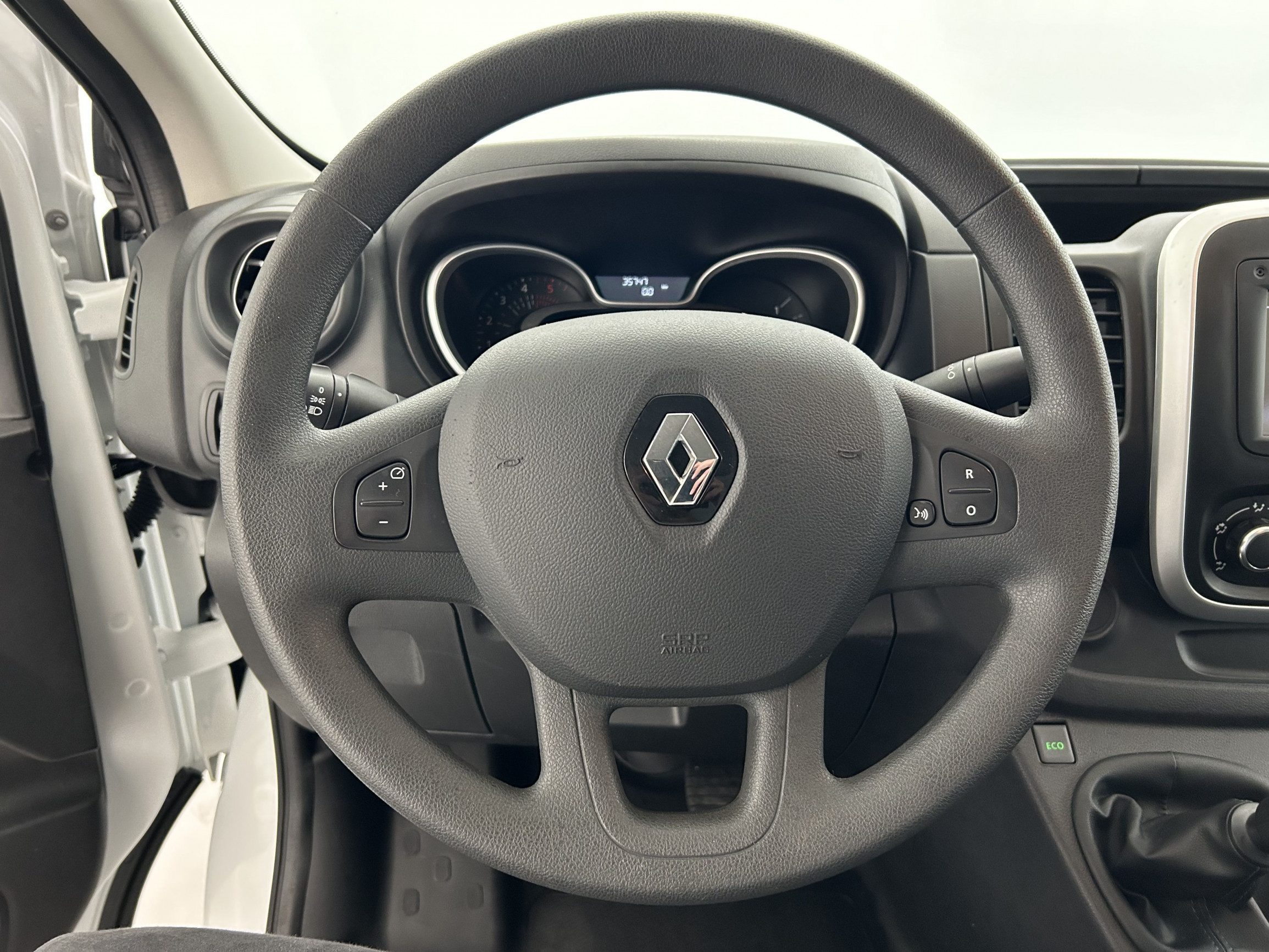 Vente en ligne Renault Trafic 3 Fourgon TRAFIC FGN L2H2 1200 KG DCI 145 ENERGY au prix de 23 870 €