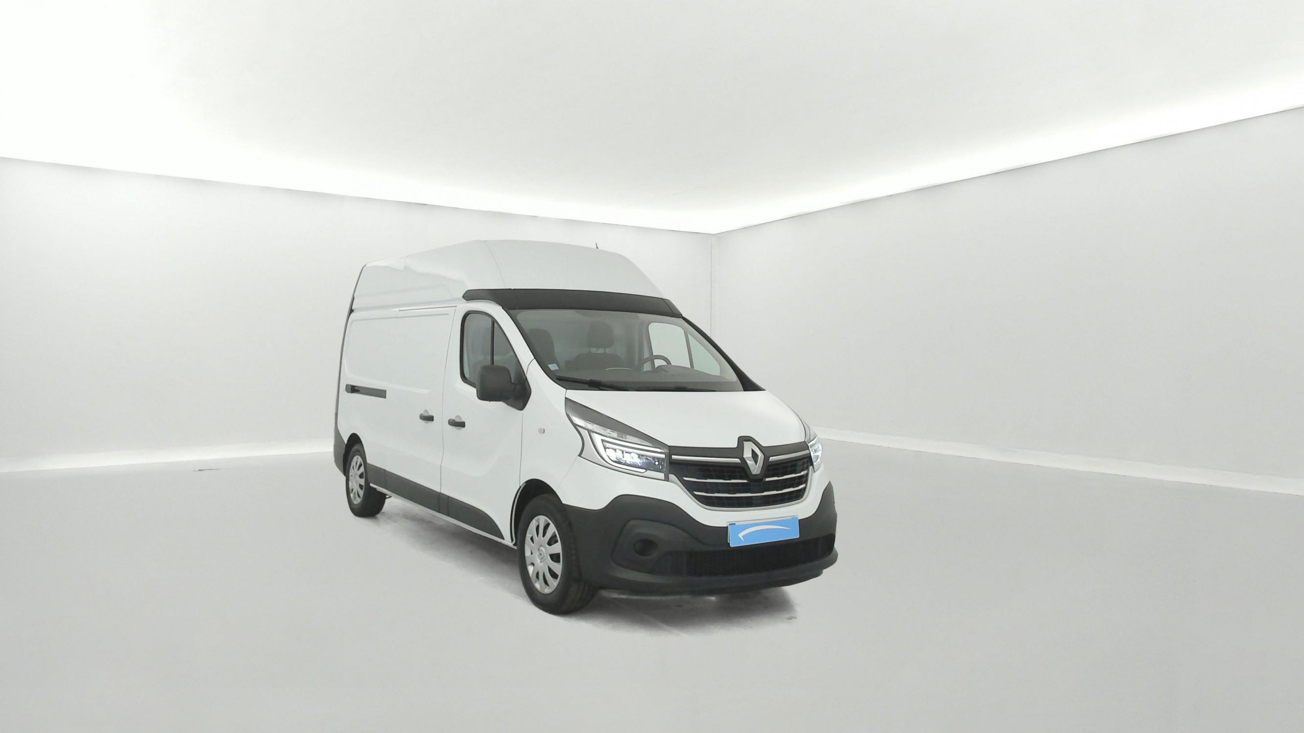 Vente en ligne Renault Trafic 3 Fourgon TRAFIC FGN L2H2 1200 KG DCI 145 ENERGY au prix de 23 870 €
