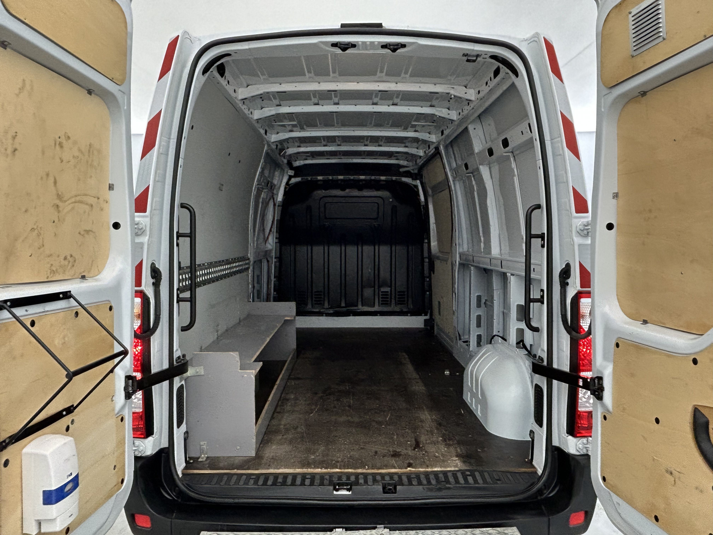 Vente en ligne Renault Master Fourgon MASTER FGN TRAC F3500 L3H2 DCI 135 au prix de 22 970 €