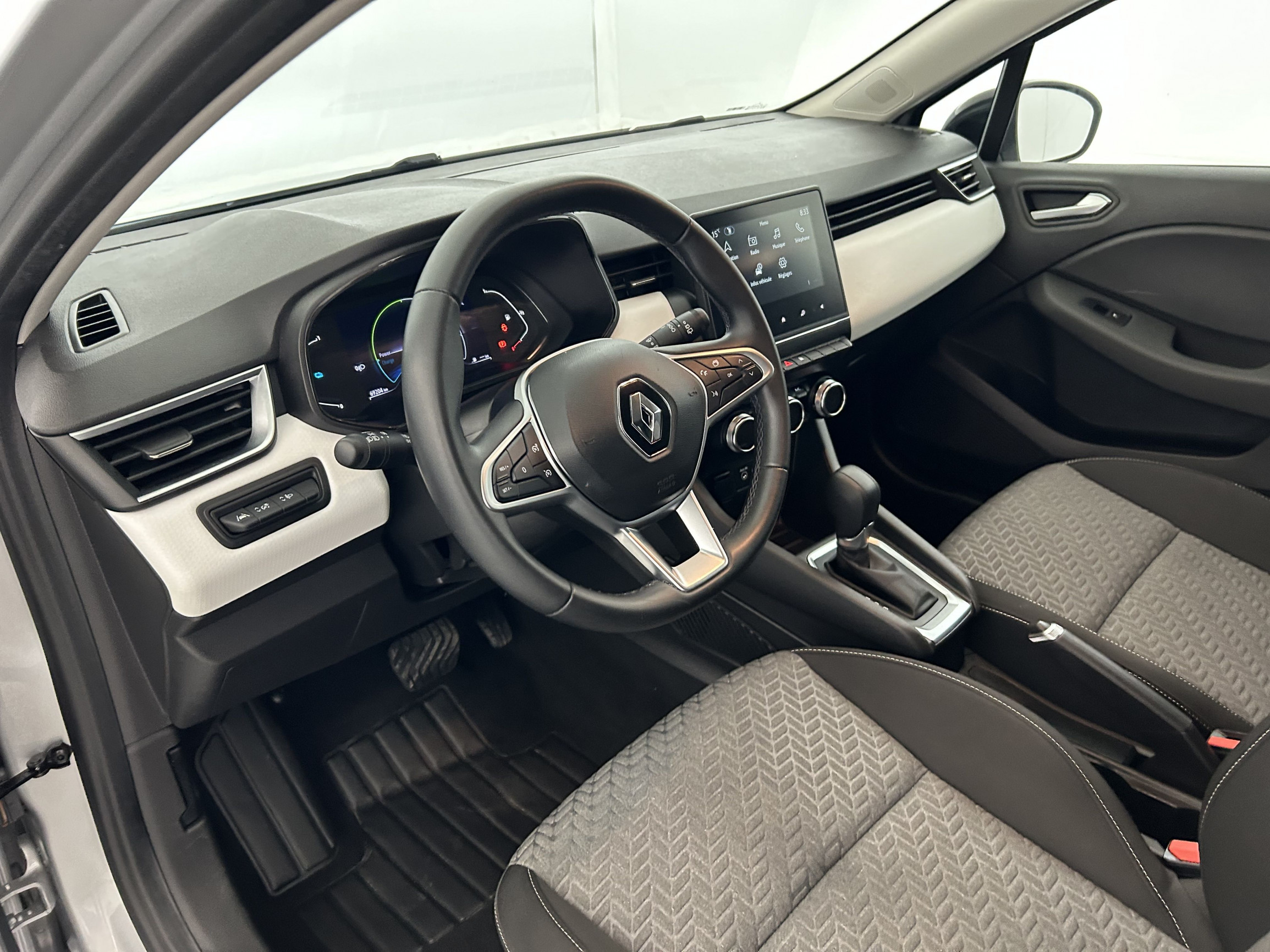 Vente en ligne Renault Clio 5 CLIO SOCIETE E-TECH FULL HYBRID 145 au prix de 16 590 €