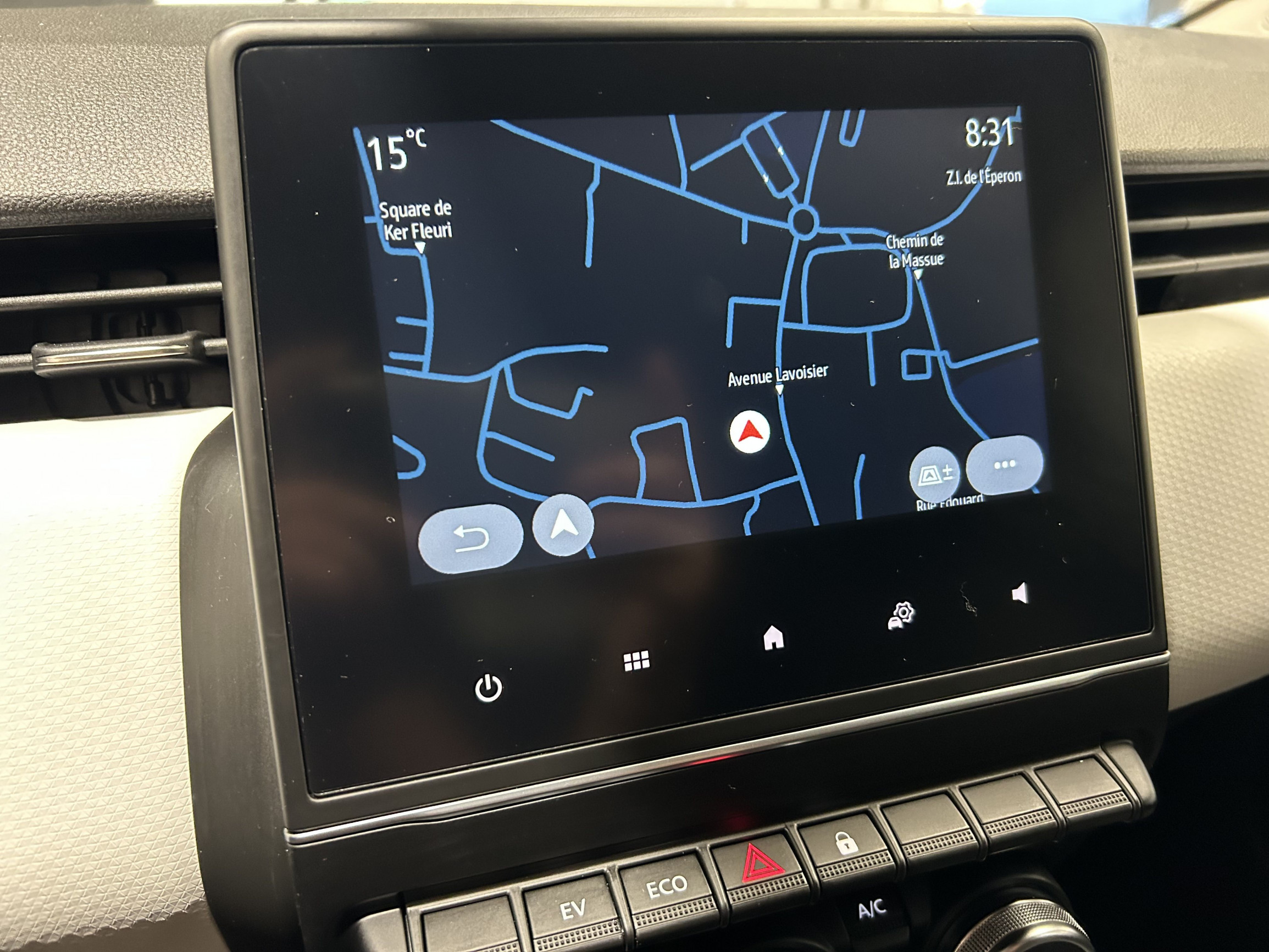 Vente en ligne Renault Clio 5 CLIO SOCIETE E-TECH FULL HYBRID 145 au prix de 16 590 €