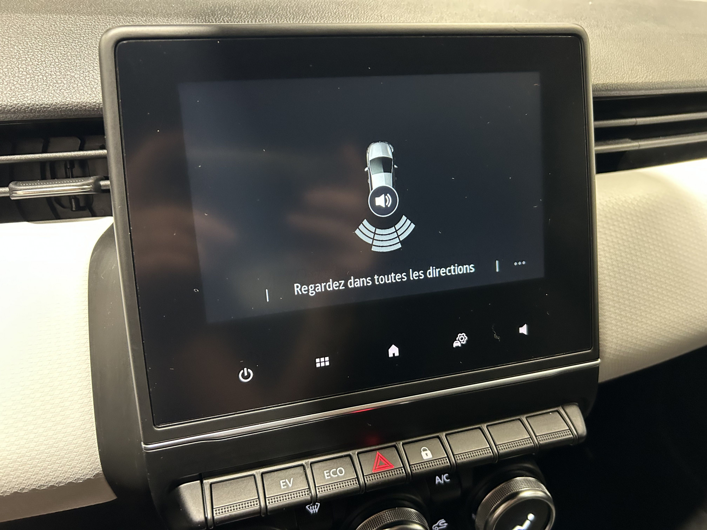 Vente en ligne Renault Clio 5 CLIO SOCIETE E-TECH FULL HYBRID 145 au prix de 16 590 €