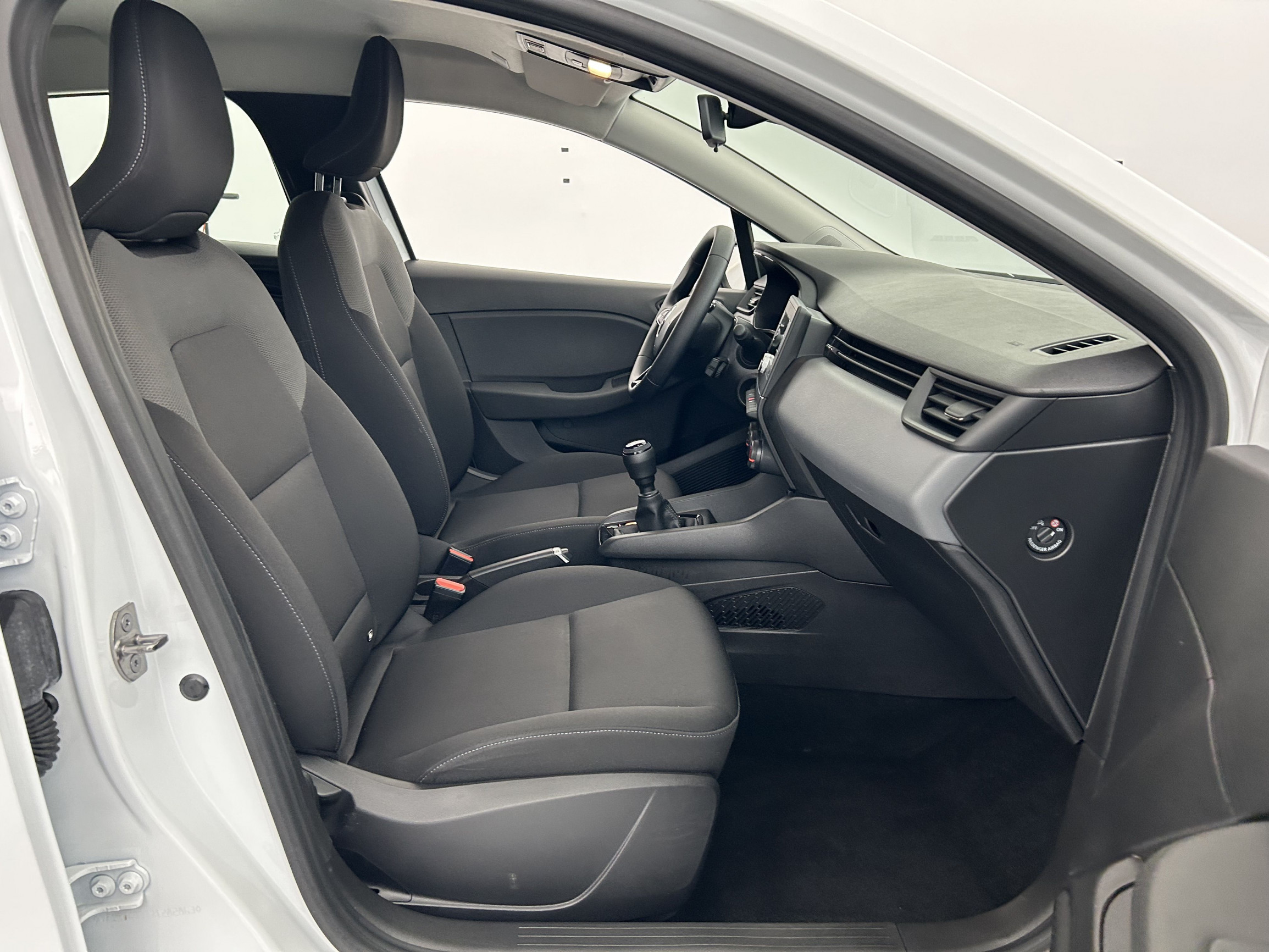 Vente en ligne Renault Clio 5 Clio SCe 65 au prix de 12 690 €