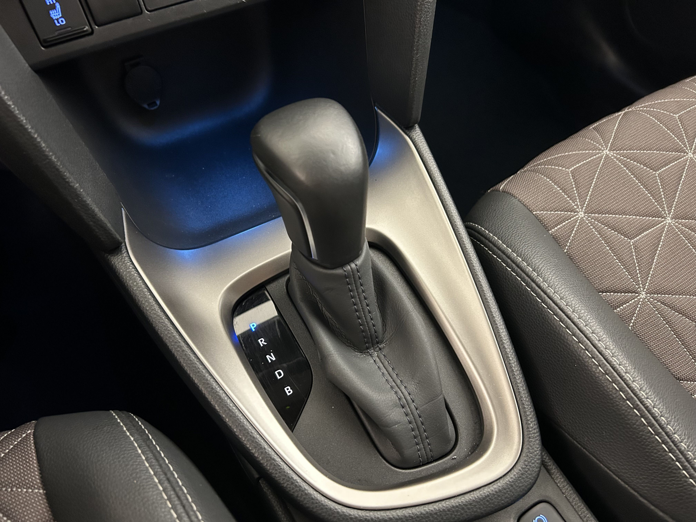 Vente en ligne Toyota Yaris Cross  116h 2WD au prix de 22 170 €