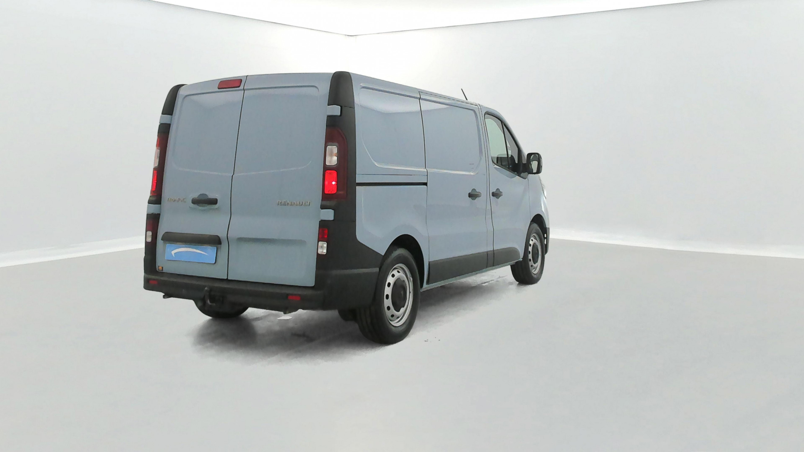 Vente en ligne Renault Trafic 3 Fourgon TRAFIC FGN L1H1 2800 KG BLUE DCI 150 au prix de 22 970 €