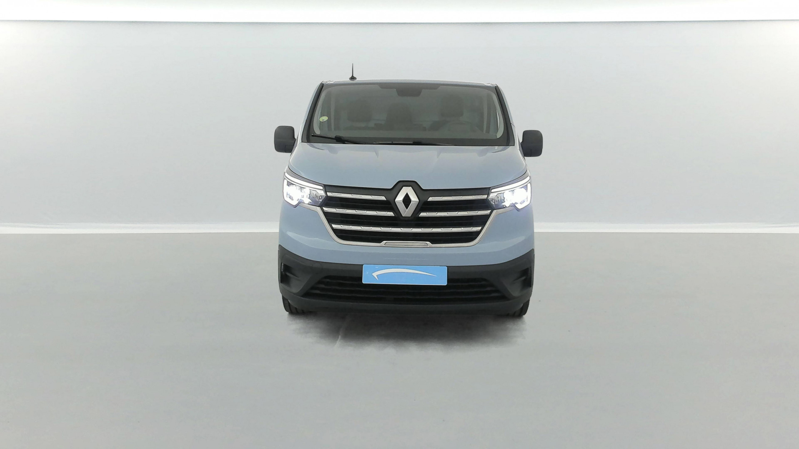 Vente en ligne Renault Trafic 3 Fourgon TRAFIC FGN L1H1 2800 KG BLUE DCI 150 au prix de 22 970 €