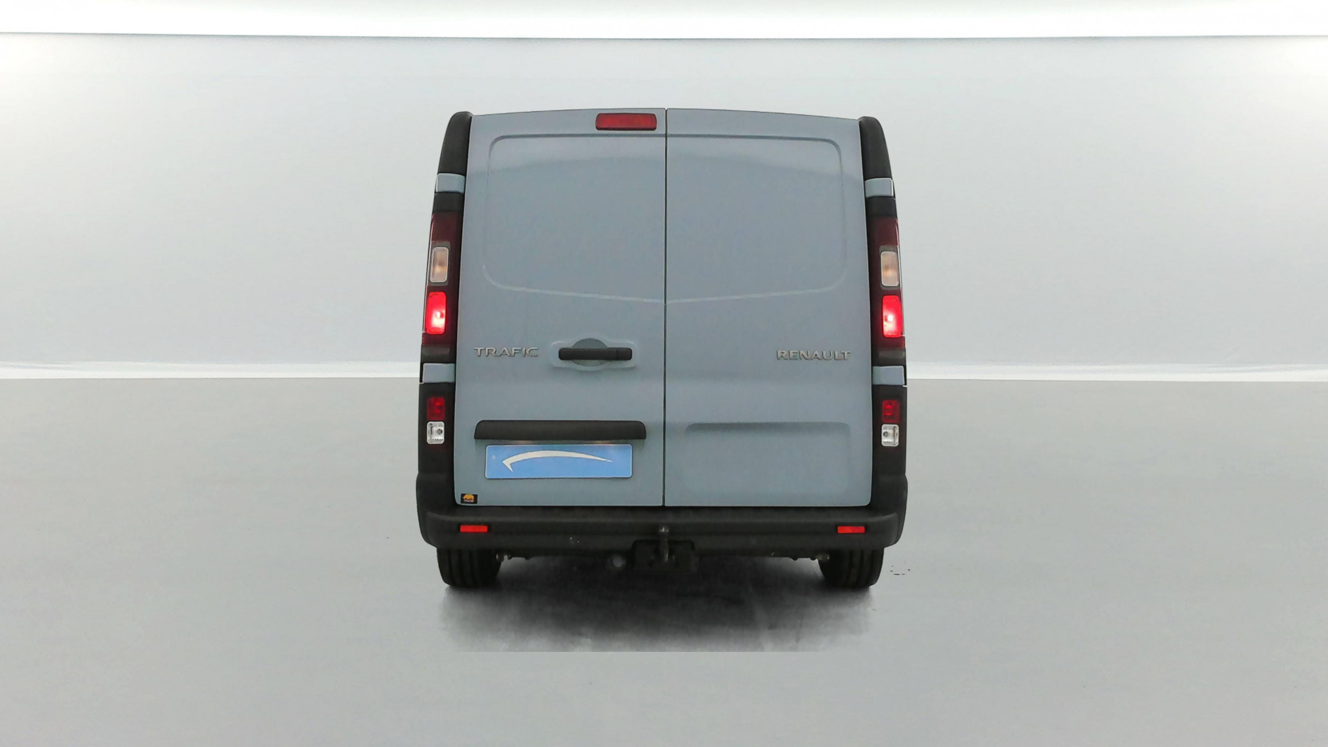 Vente en ligne Renault Trafic 3 Fourgon TRAFIC FGN L1H1 2800 KG BLUE DCI 150 au prix de 22 970 €